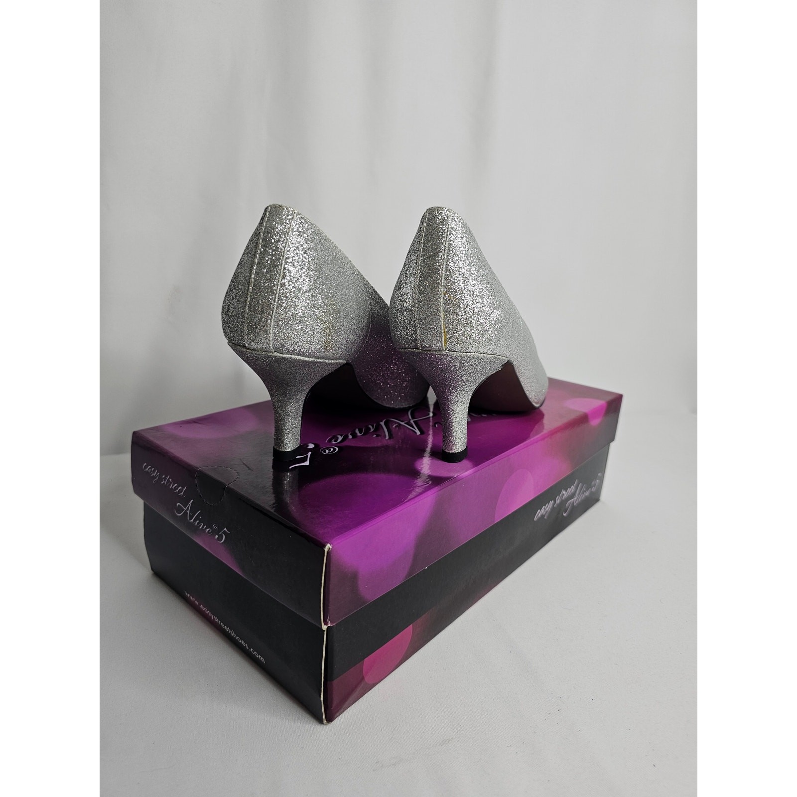 Easy Street 8.5 Silver Sparkle Evening Wedding Y2k Kitten Heel