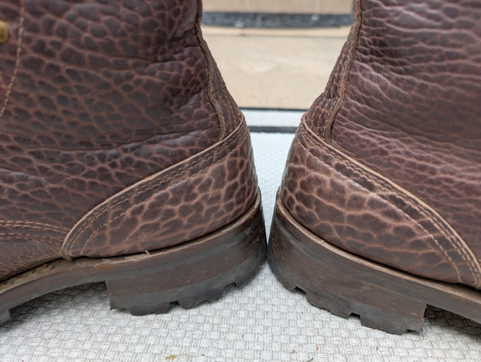 Nicks Handmade Boots MTO Shrunken Bison Walnut HNW Last Vibram V100 Lug 11.5D