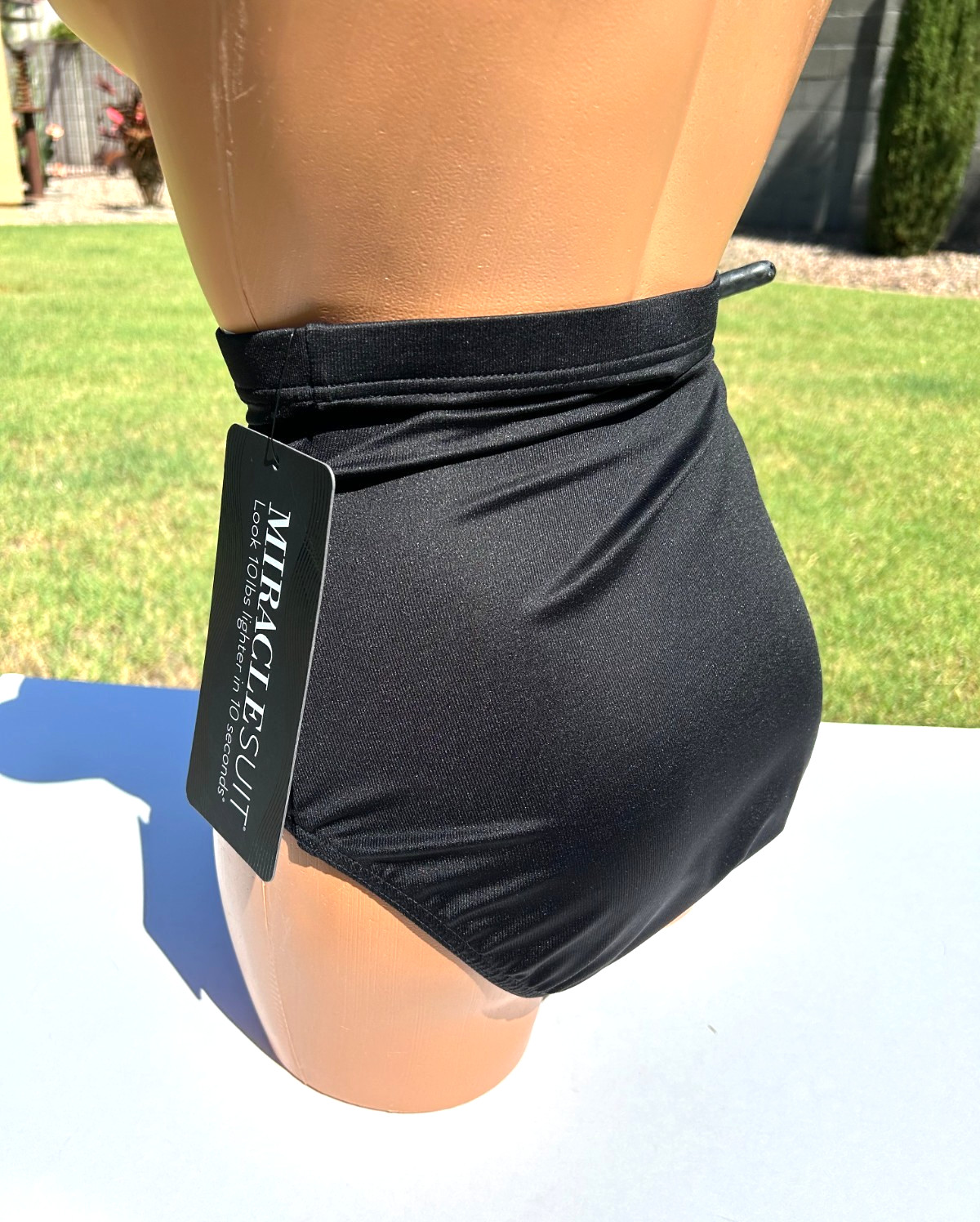 Miraclesuit Super High Waist Swim Bottom Womens 10 Black Style 6516604 $98 NWT