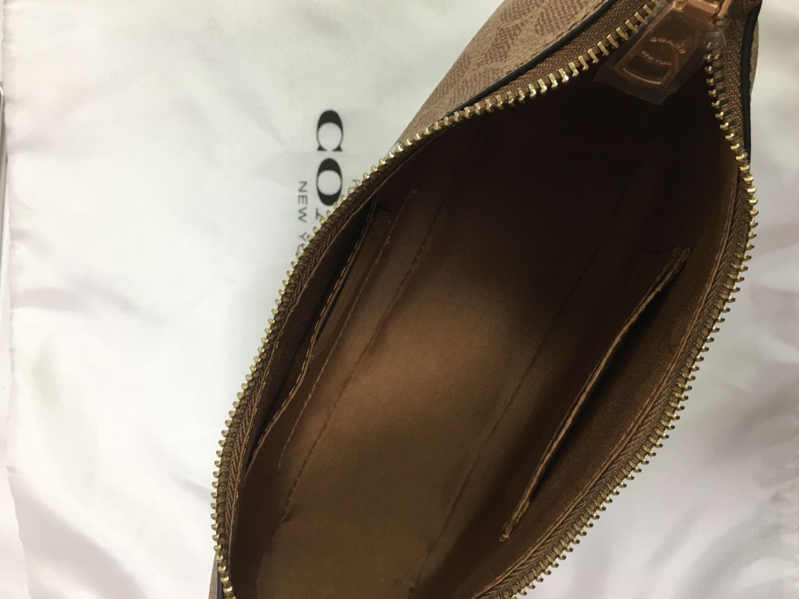 COACH x PEANUTS Teri Shoulder Bag Tan Brown Snoopy Print Signature Canvas CBJ88