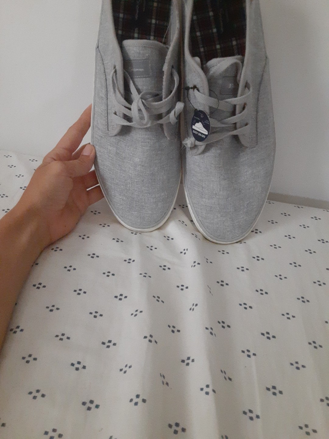 Ben Sherman Men’s Slip On Comfort Shoes Size 11.5 Grey And White