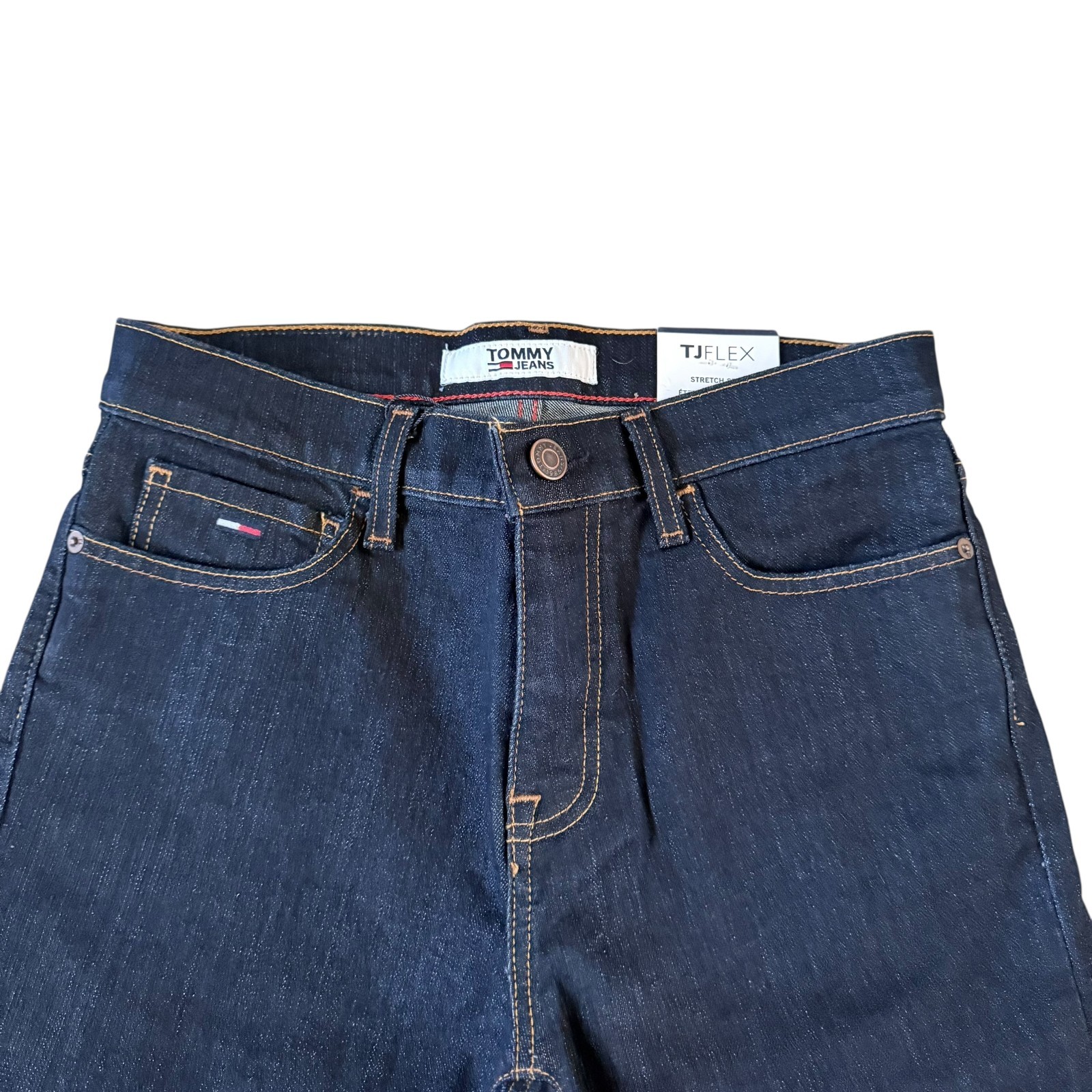 NWT Tommy Hilfiger Men’s Stretch Denim Slim Fit Slightly Tapered Leg Rinse Jeans