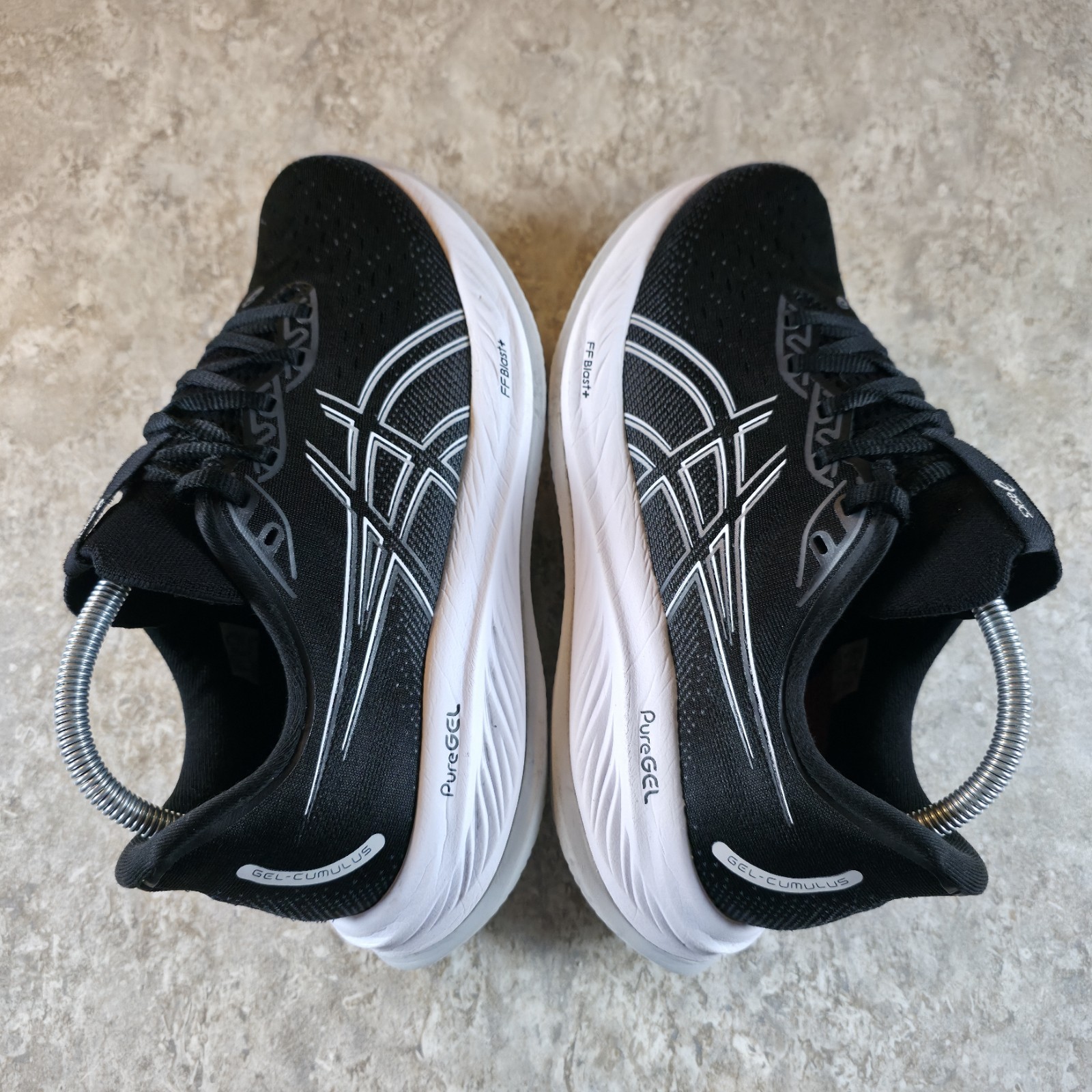 Asics Gel-Cumulus 26 Womens 10 / Mens 8.5 Black White Running Shoes Sneakers