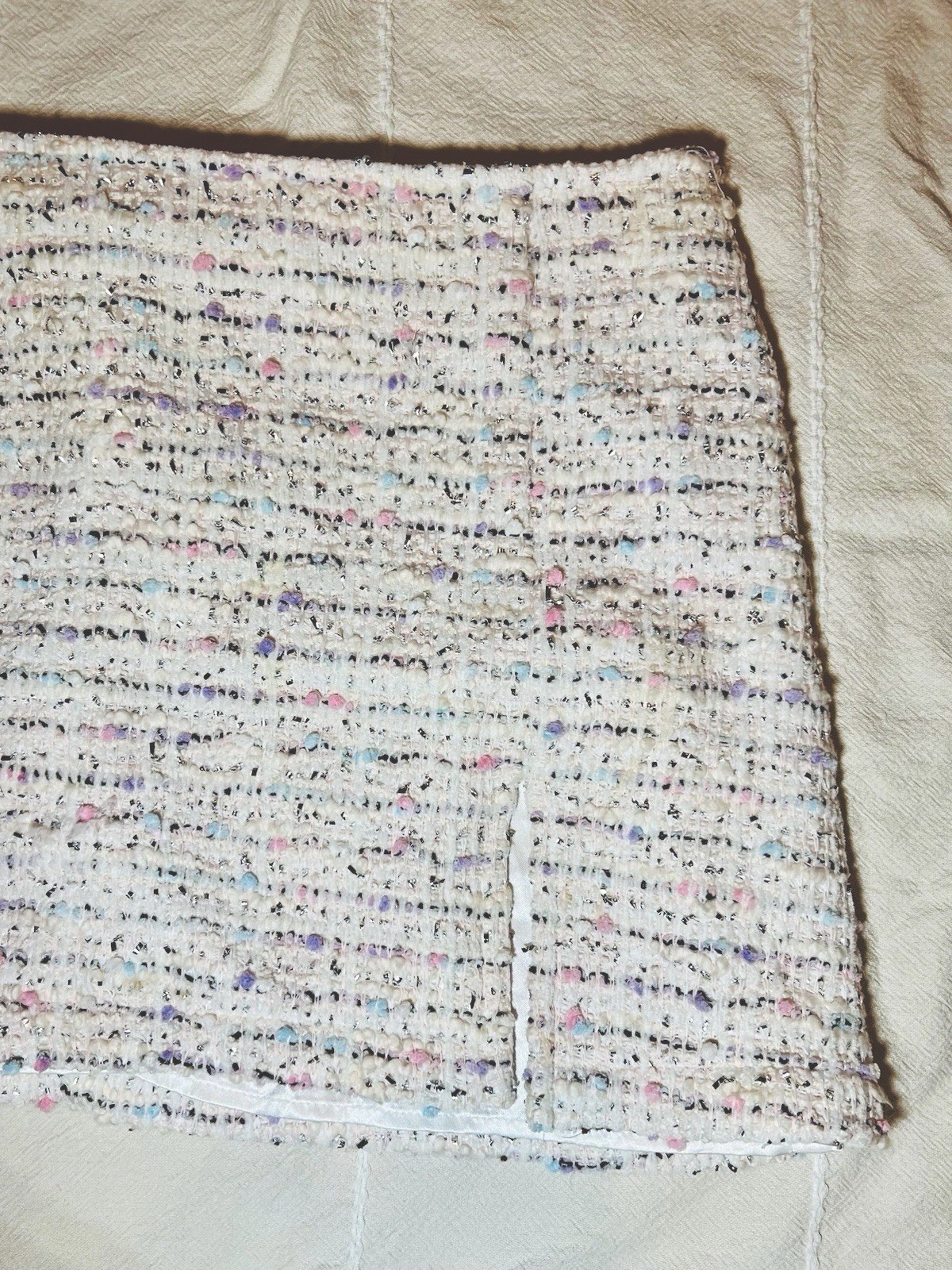 Olivaceous Tweed Mini Skirt Womens Small White Multicolor Boucle Chic