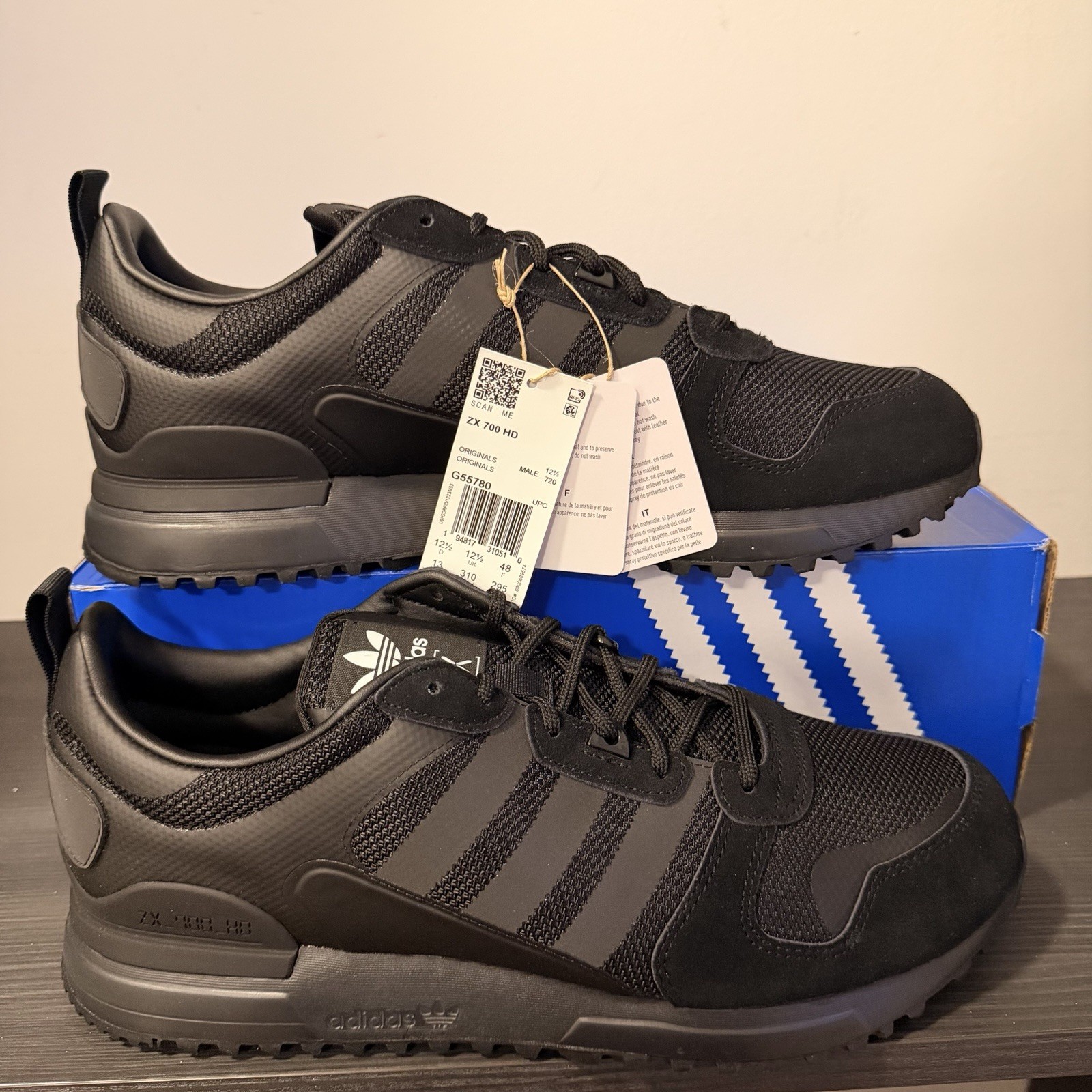 Adidas ZX 700 HD Sneakers Triple Black Size 13 NEW (Damaged Box)