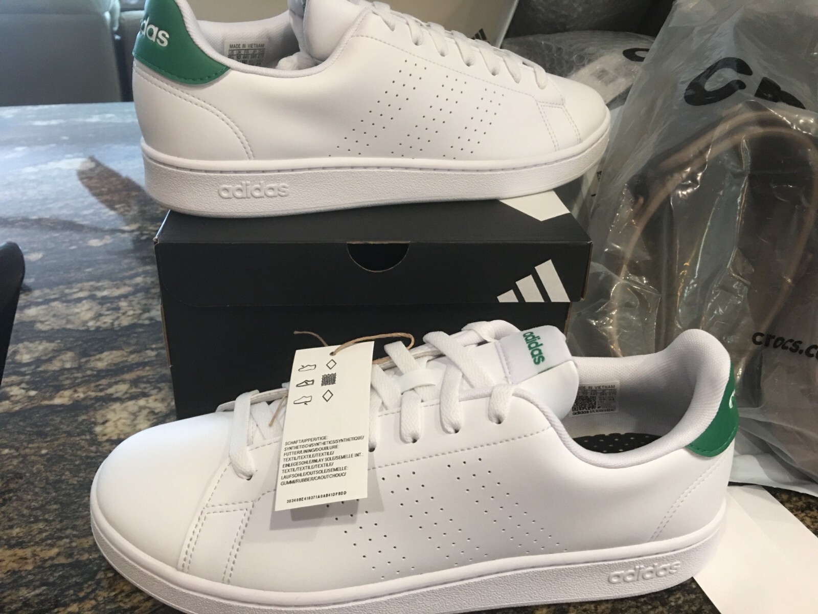 NEW Mens Adidas Advantage Sneakers Shoes, size 10.5