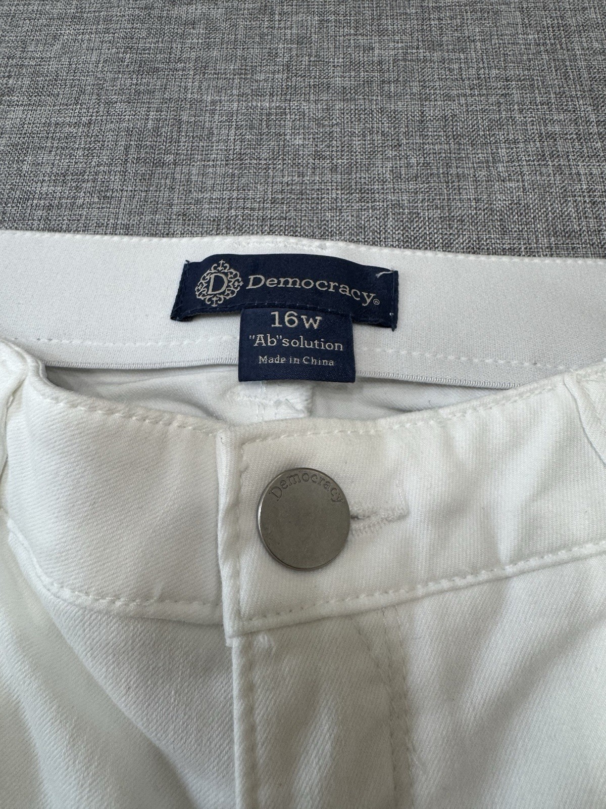 Democracy Ab Solution Optic White Ankle Skimmer 16W Cropped Jeans Stretch Denim