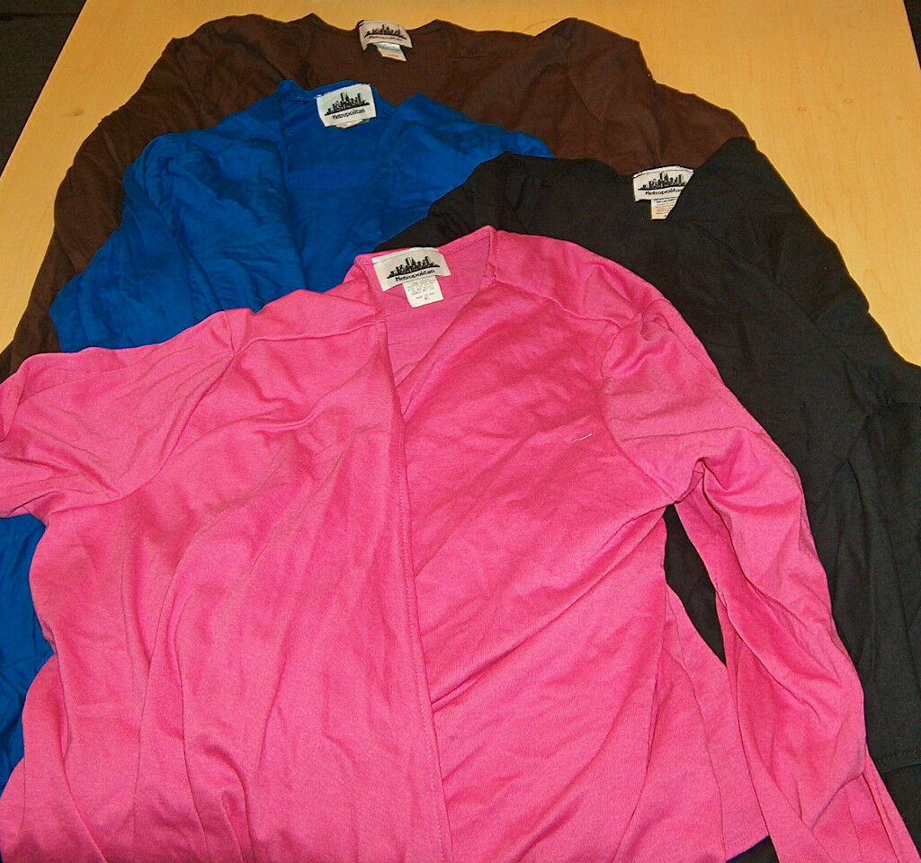 LADIES WRAP AROUND STYLE TOP.