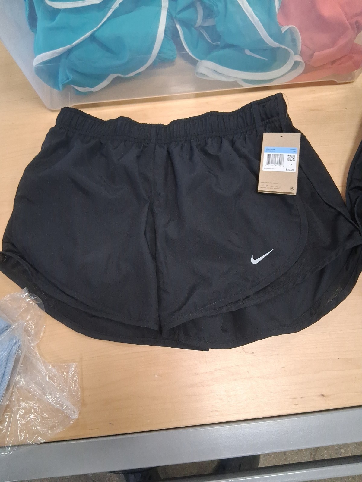 Nike Women’s Medium Lined Dri-Fit Running Shorts Athletic Workout Gym NWT Black