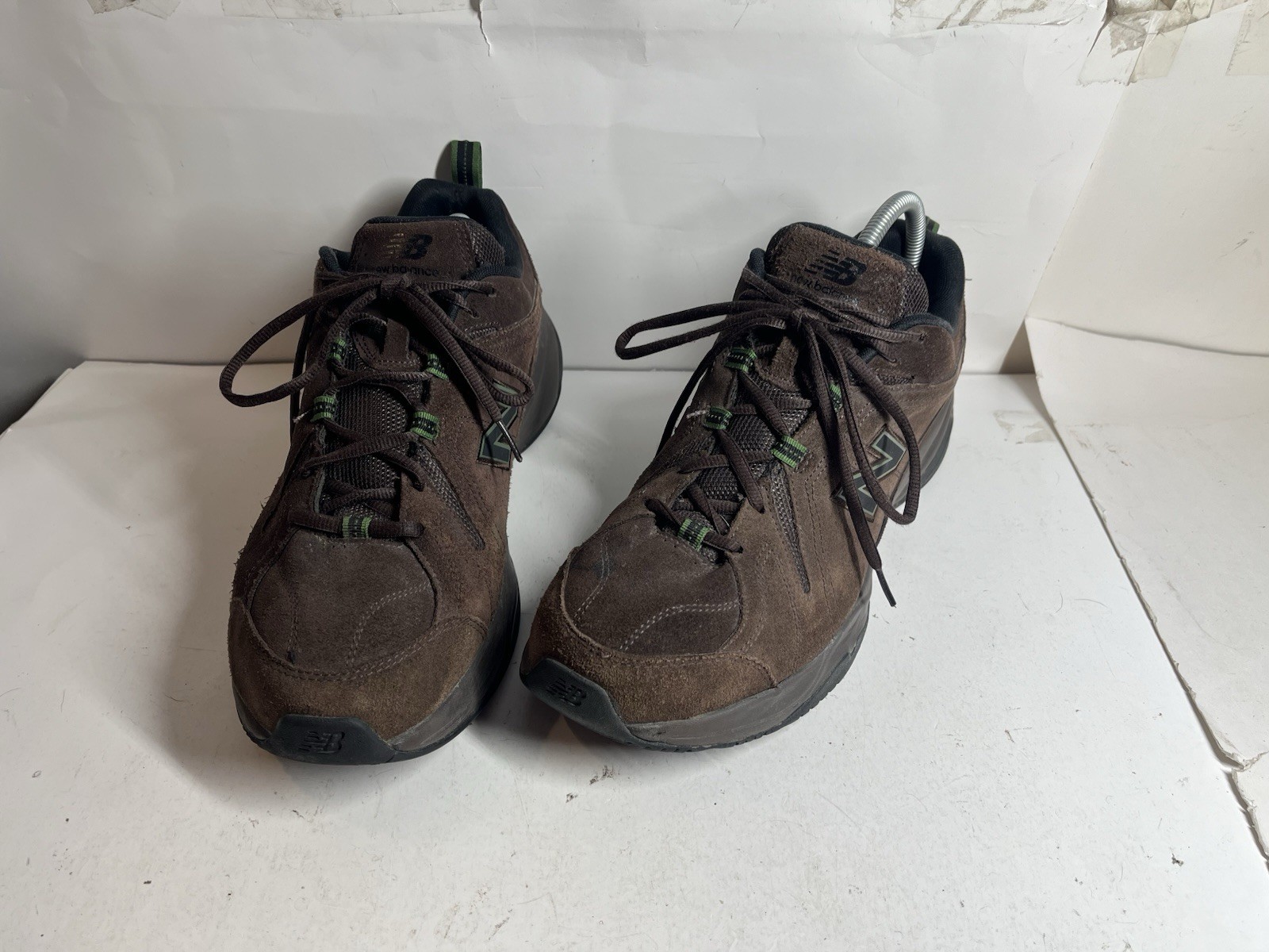 New Balance 608v4 Shoes Mens 13 4E Brown Walking Comfort Sneakers MX608v4O Wide