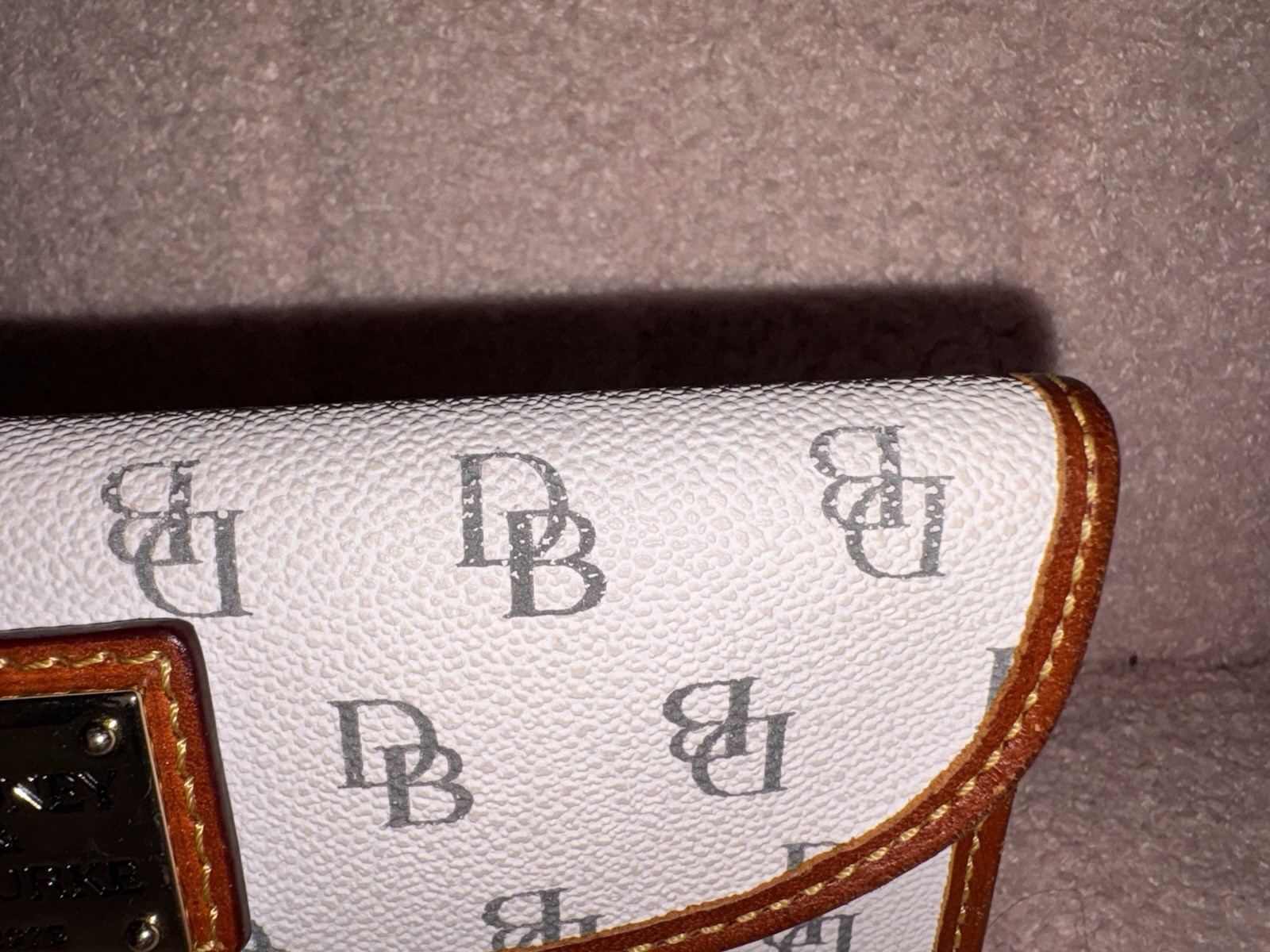 Dooney & Bourke Logo Bifold Wallet Zip Coin Pocket White Brown Red Silver