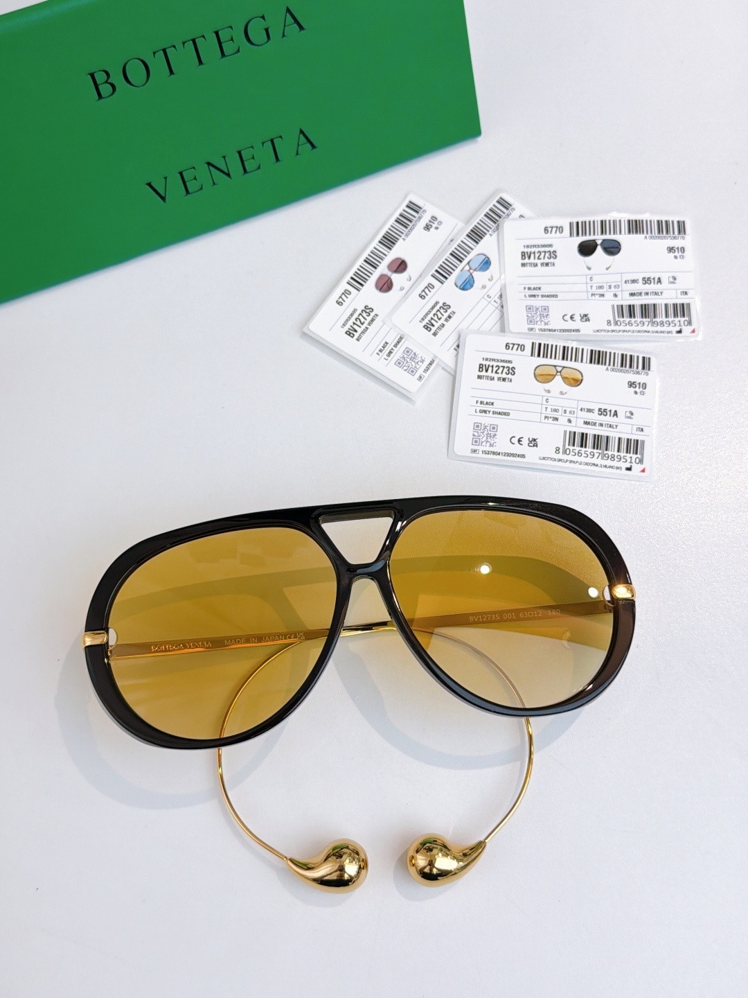 BOTTEGA VENETA 1436 DROP BV1436S Metal Gold Black Unisex Oversized Sunglass 001