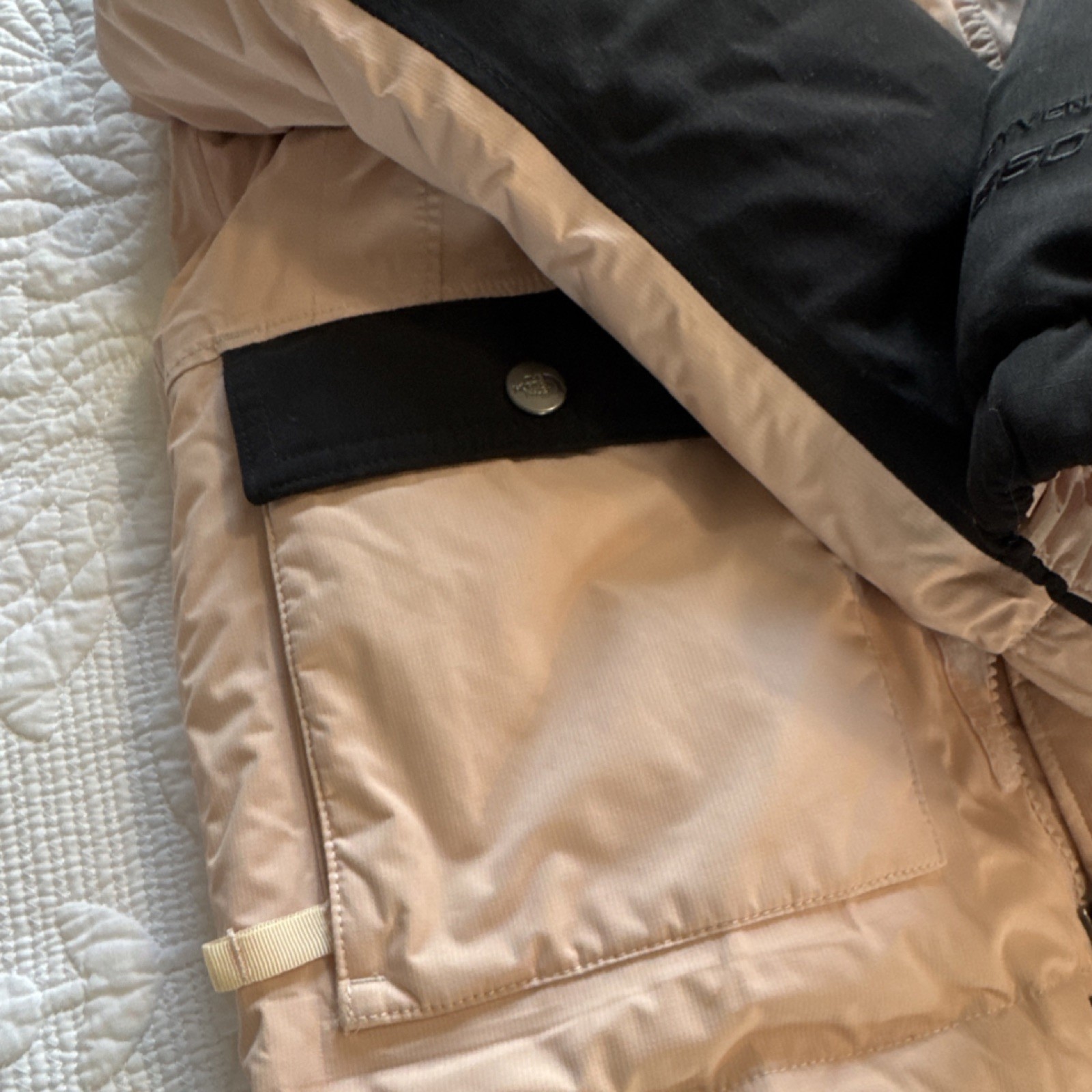 The North Face Girls L (7/8) Hooded Down Jacket Beige/Black Colorblock