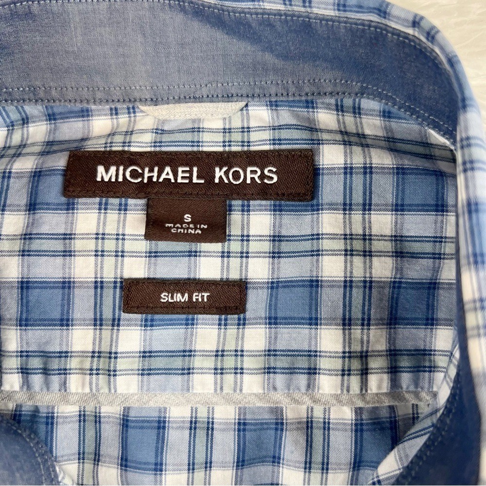 Michael Kors Men’s long sleeve slim fit plaid button up shirt in blue size S