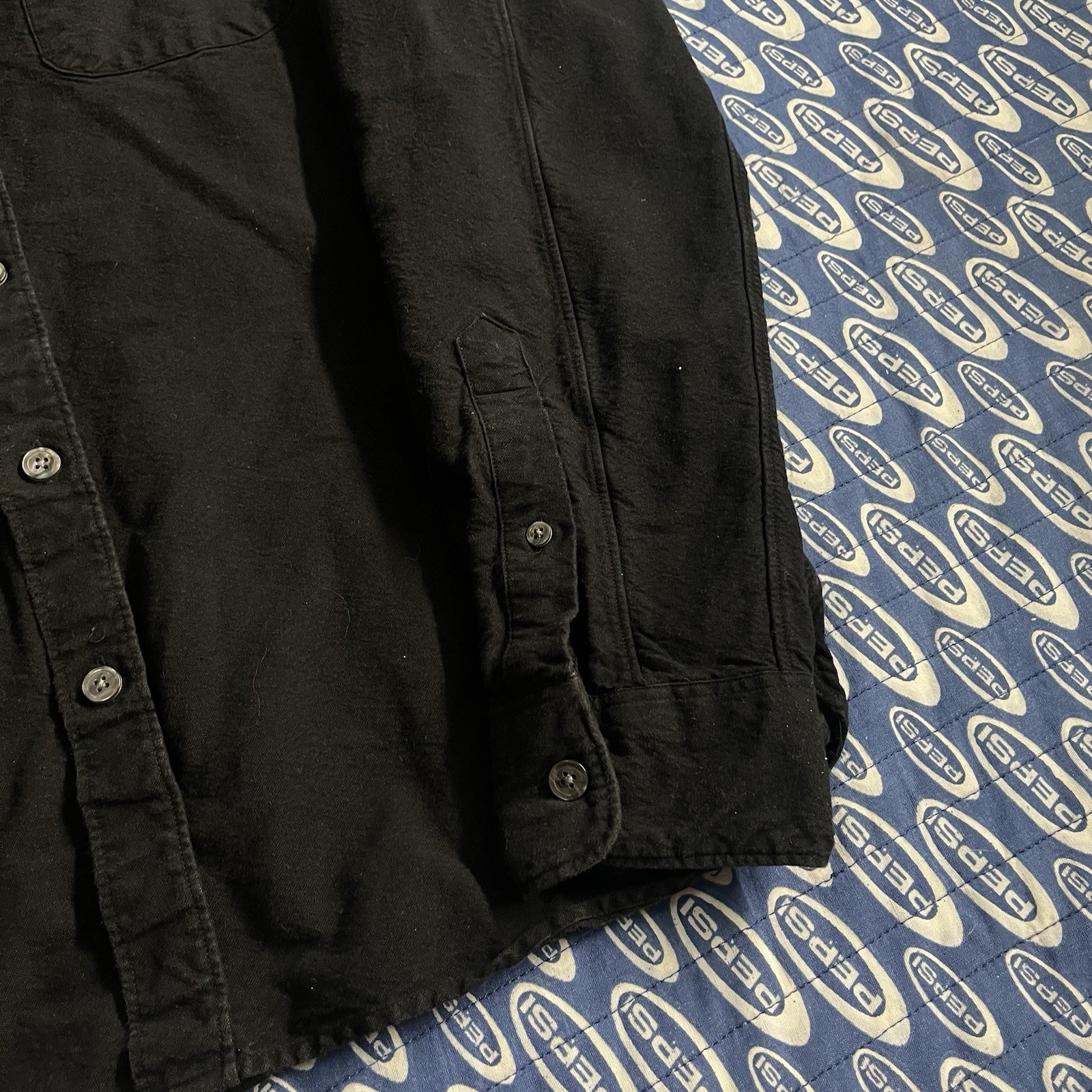 Men’s Todd Snyder Stealth Black Button Shirt Long Sleeve Size Medium BK01