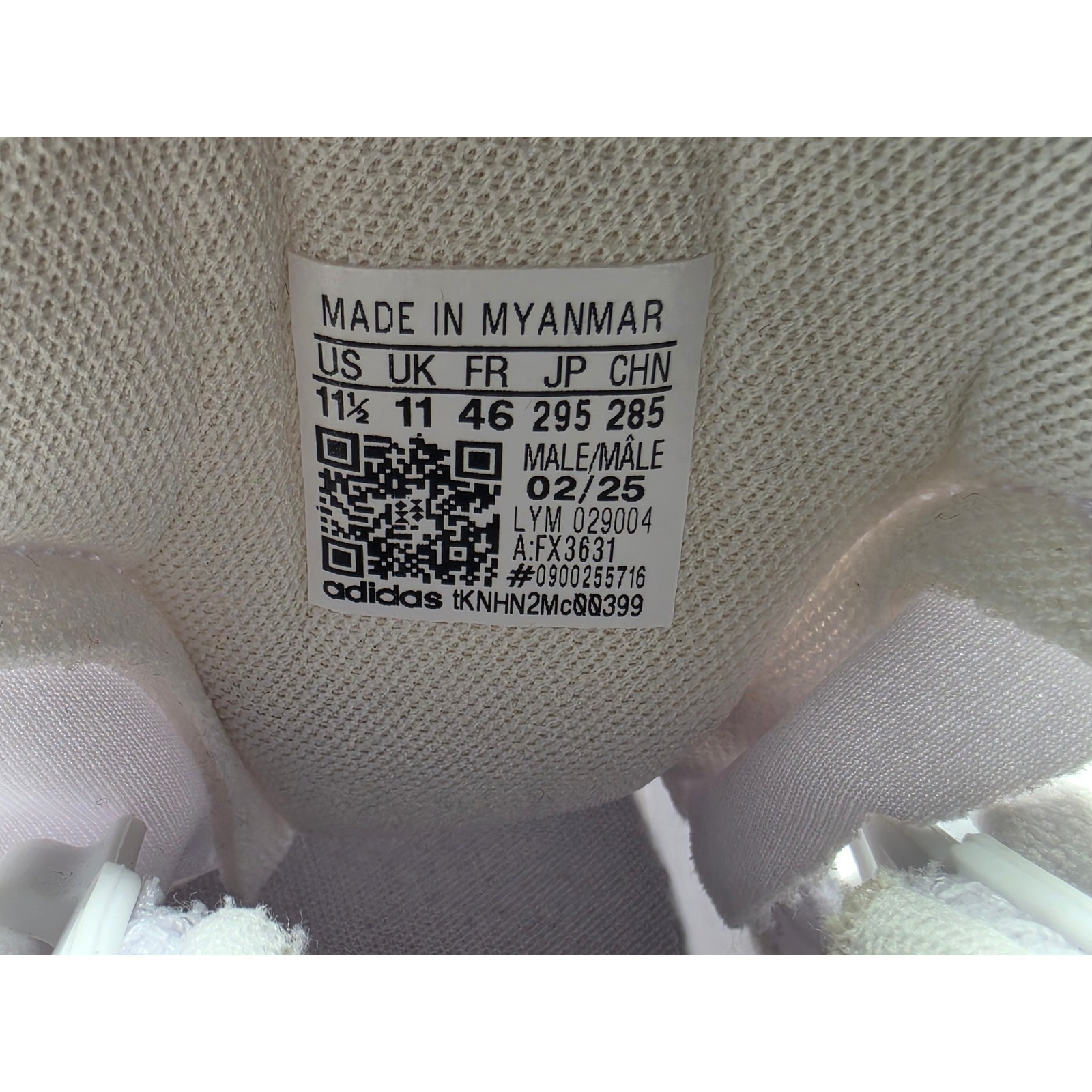 Adidas Ultmashow Men 11.5 White Running Shoes Sneakers FX3631
