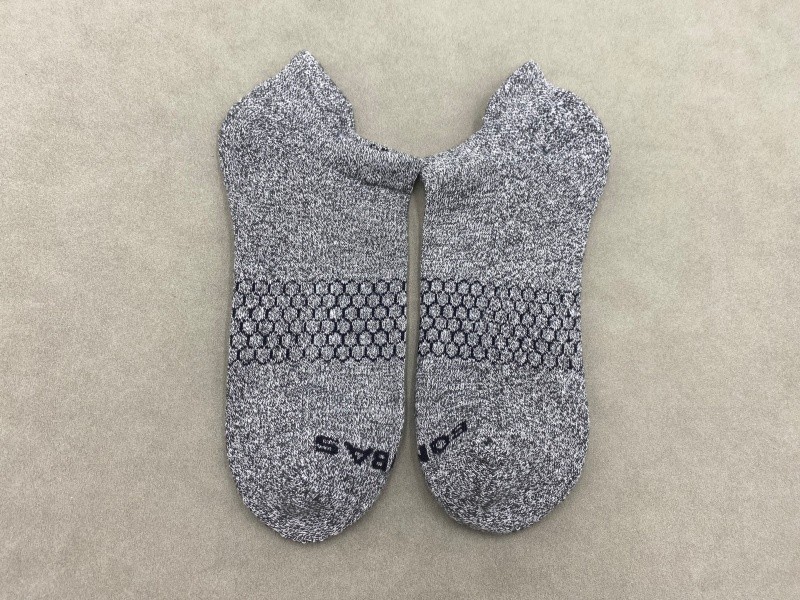 4 Pairs Gray Bombas Men’s Solids Cushion Ankle Socks Classic Size L