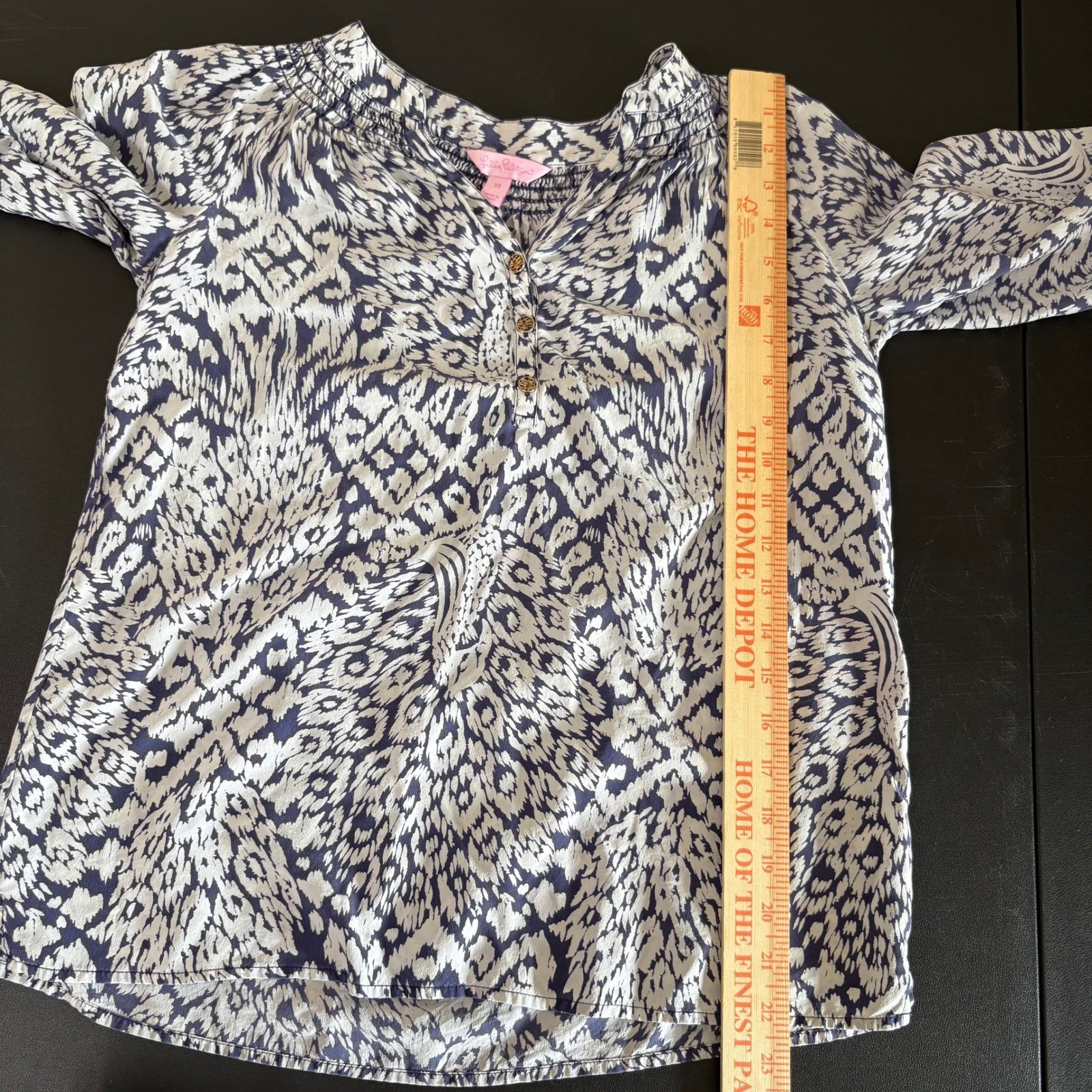 Lilly Pulitzer Elsa Blouse Top Womens XS 100% Silk Pineapple Party Navy White