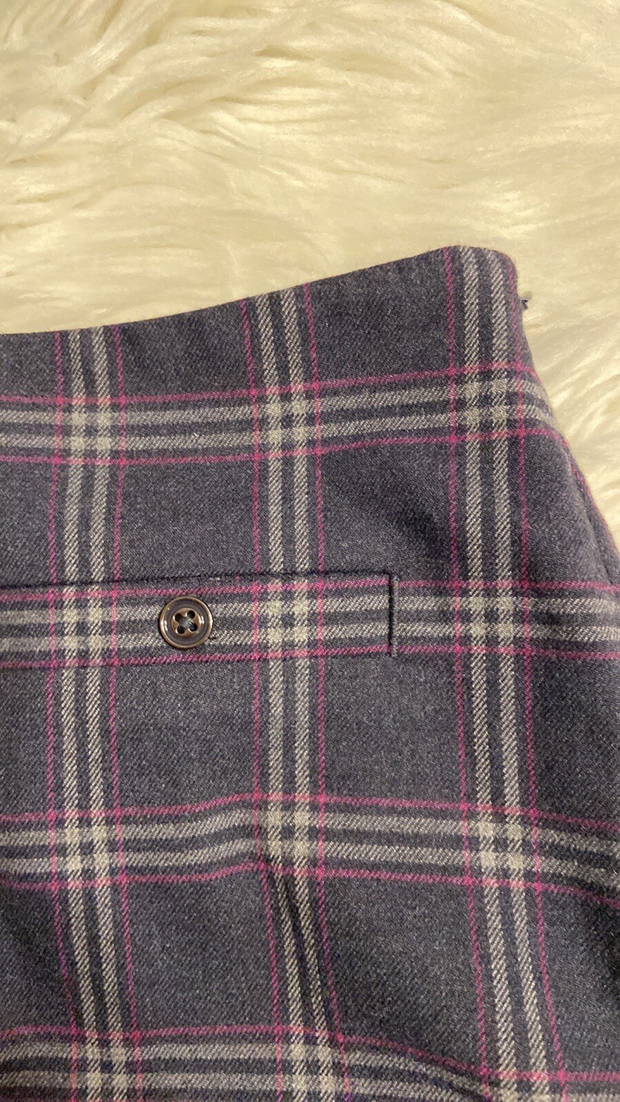 Banana Republic Women’s Skirt size 4 brand new with tag length 17″ waist28/30″