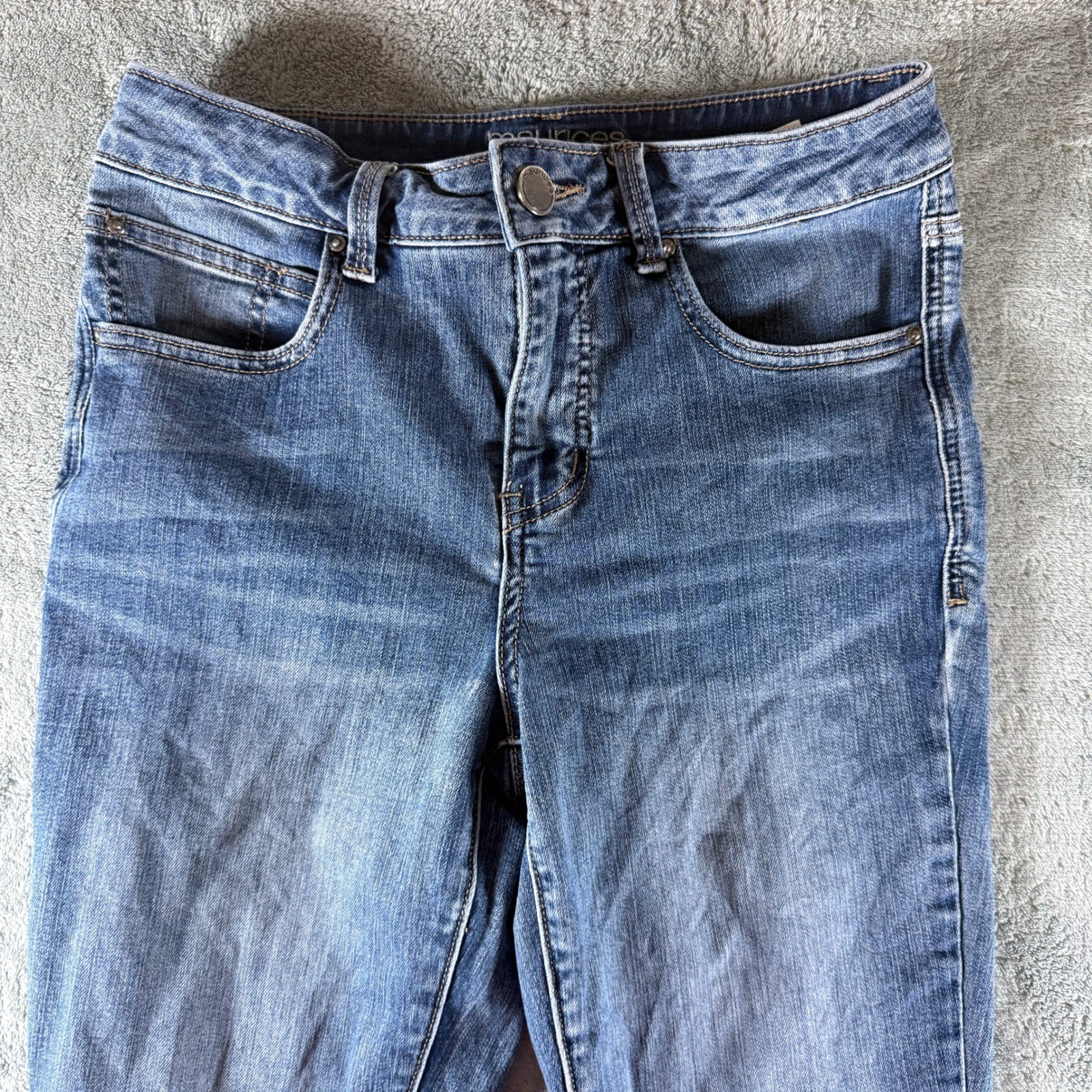 Maurices Everflex High-Rise Skinny Jeans Medium Wash Size 6 Reg Stretch Denim