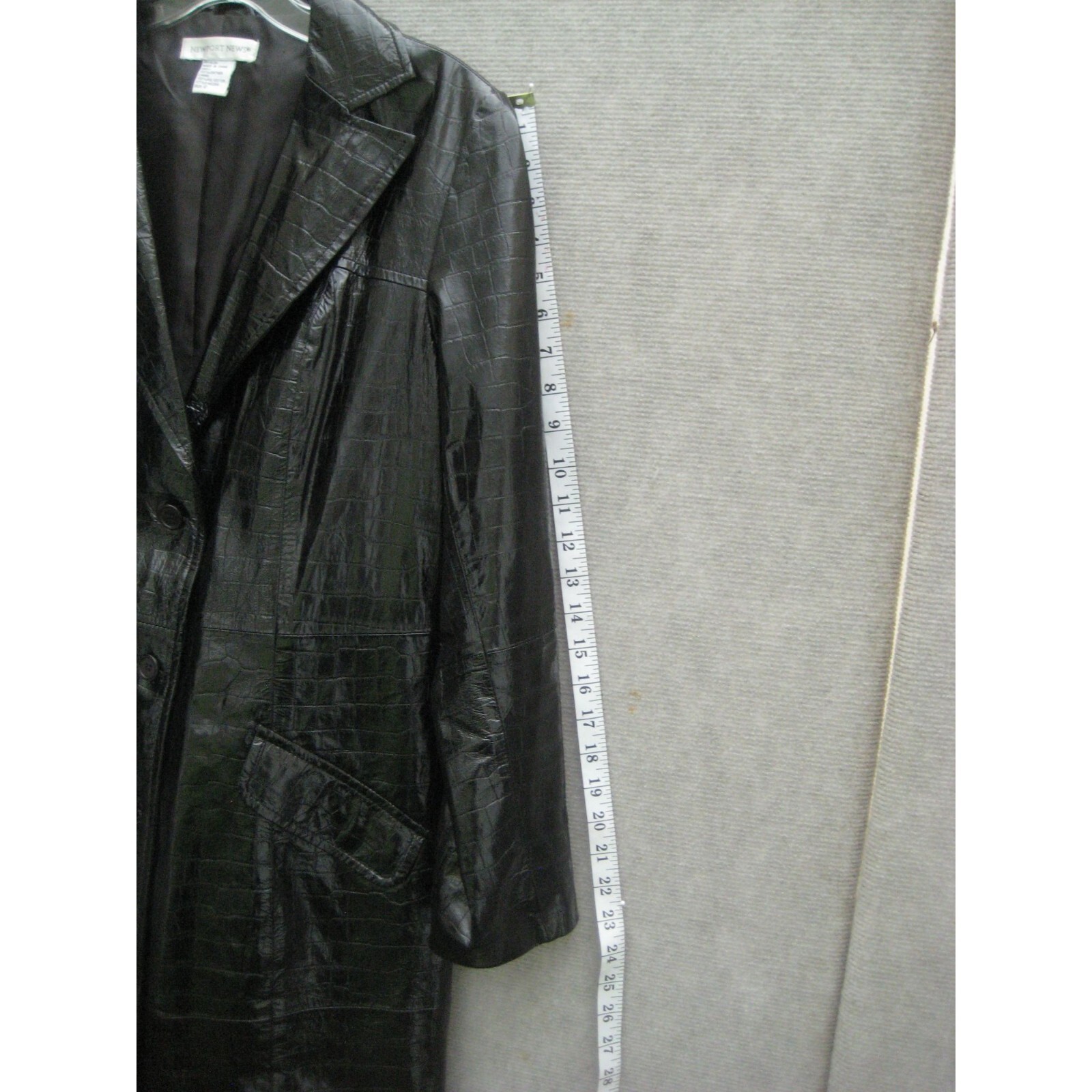 Newport News Jacket Leather Lined Size 12 Black Animal Print Long