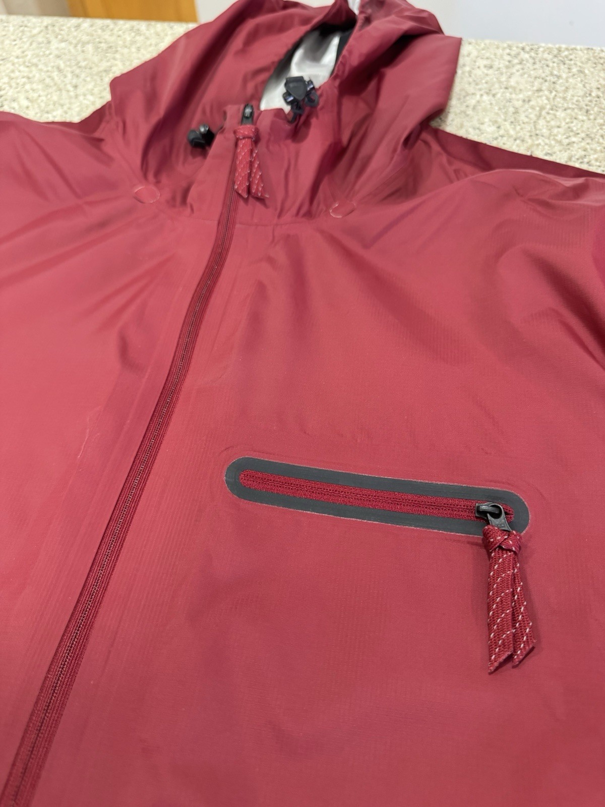 Men’s Nike Sb Rare Water Resistant Windbreaker With Water Tight Zippers XXL