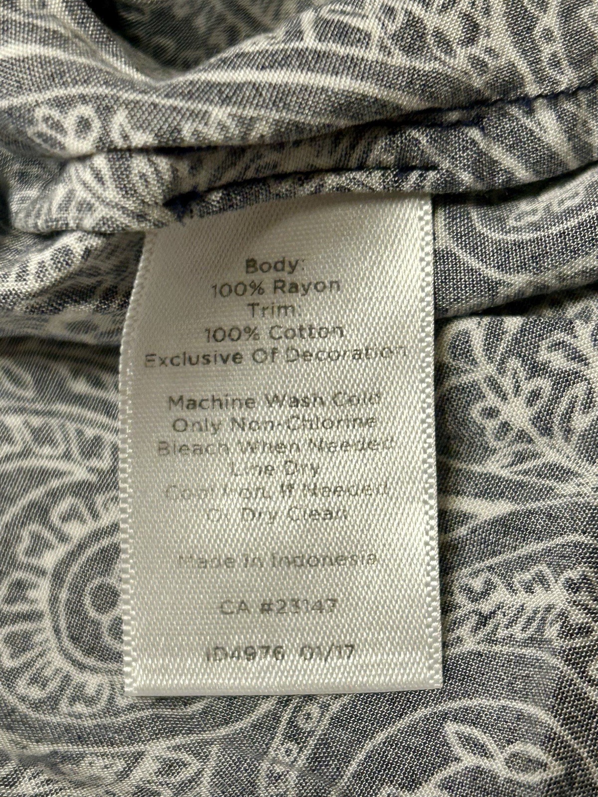 Talbots Women’s L Scoop Neck Sleeveless Paisley Tank Top Blue Black White