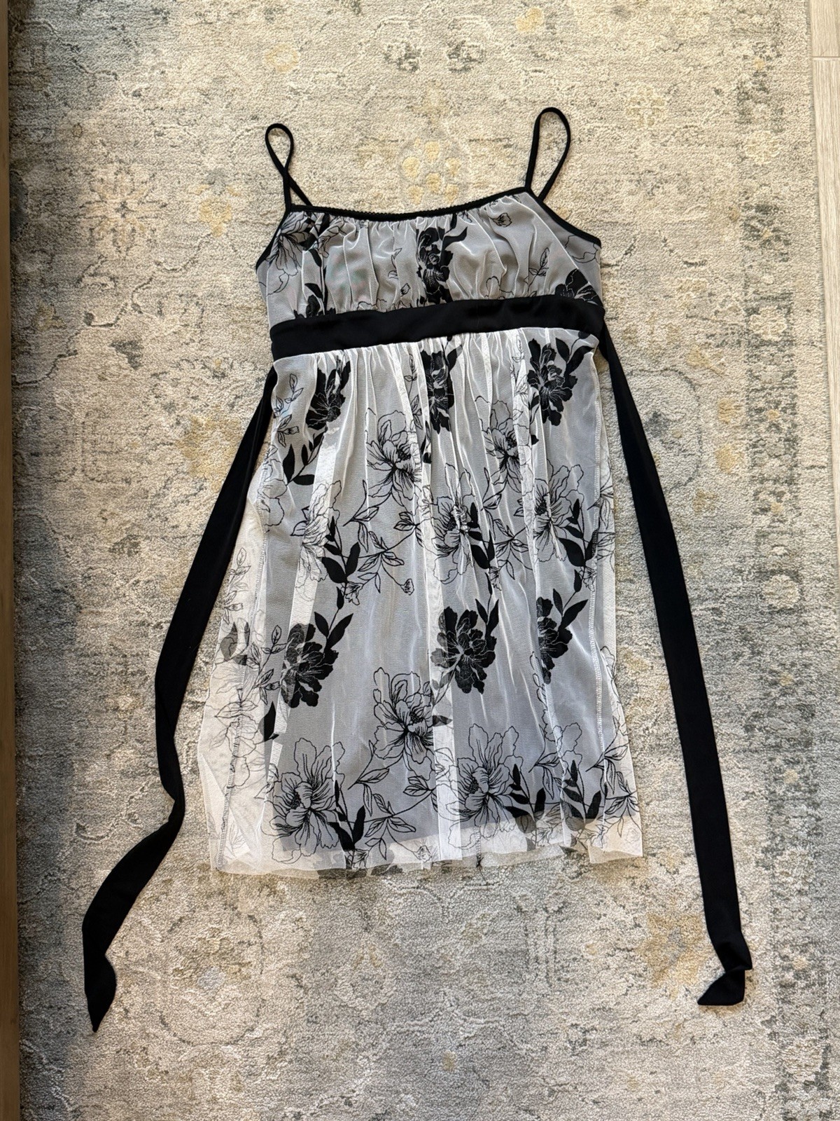 I.N. San Francisco Black/White Floral Mesh Spaghetti Strap Fit & Flare Dress S