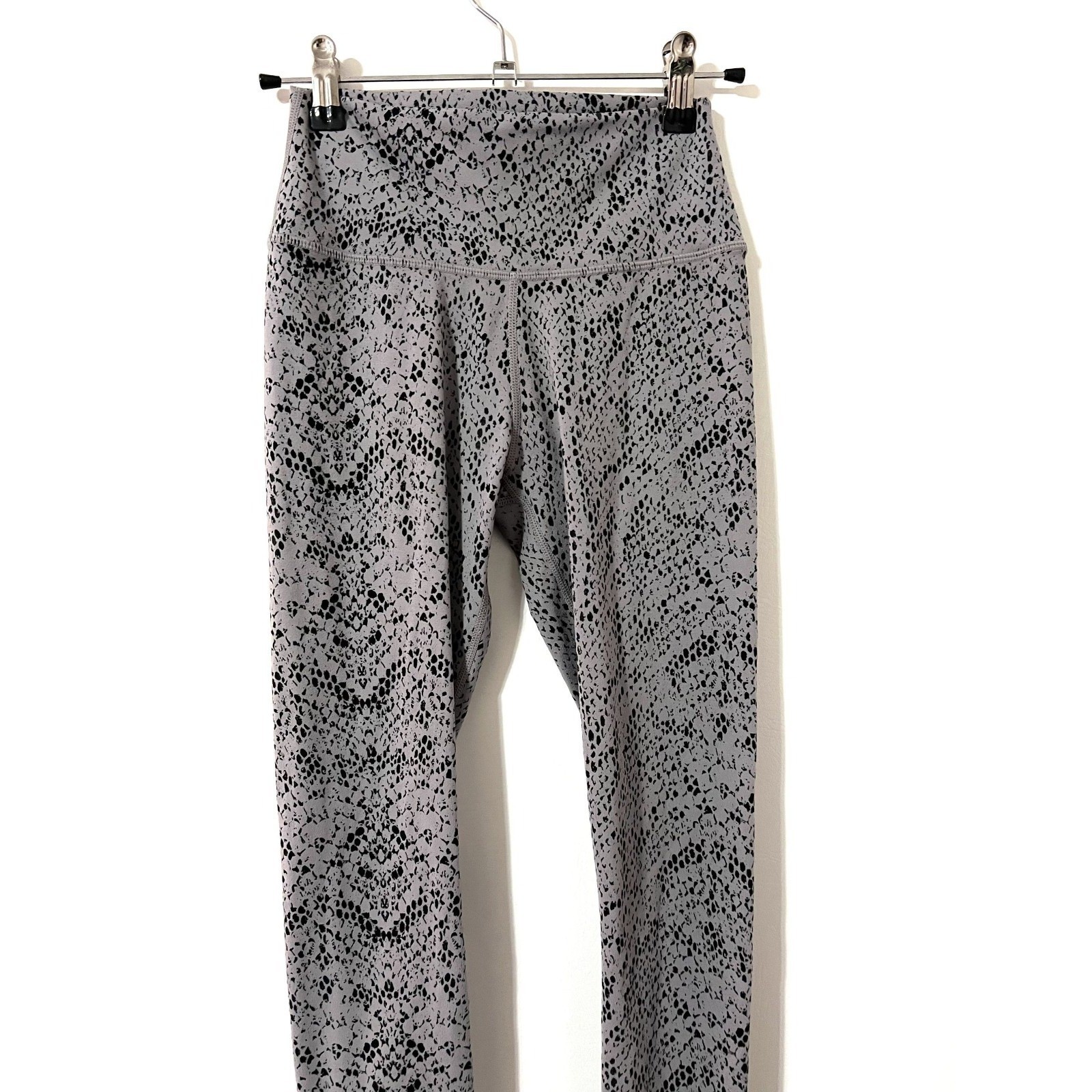 Varley Gray Silver Snakeprint Animal Print Century Leggings Size XS