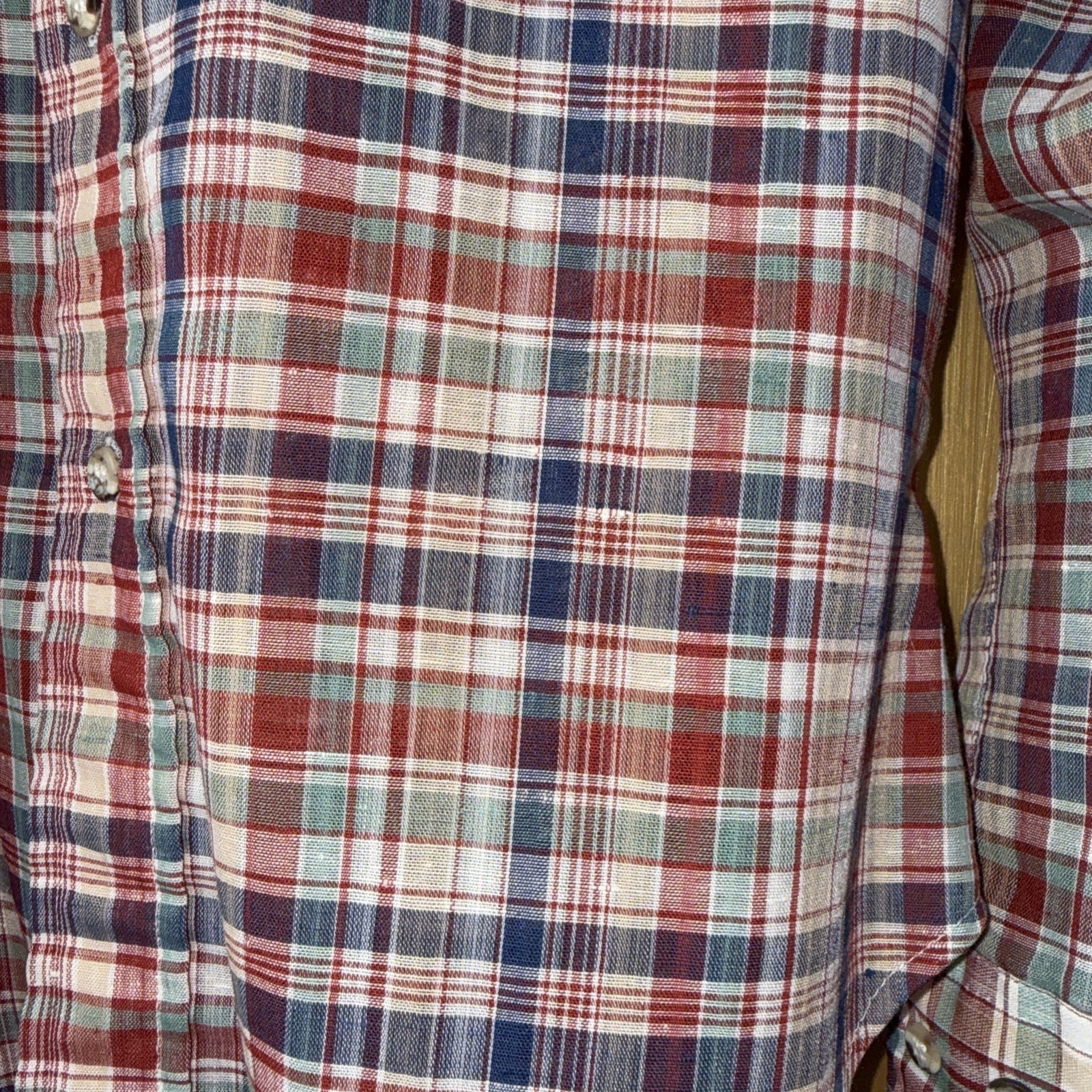 Vintage Men’s Levi’s Plaid Buttondown Shirt Lightweight 70s Size Medium