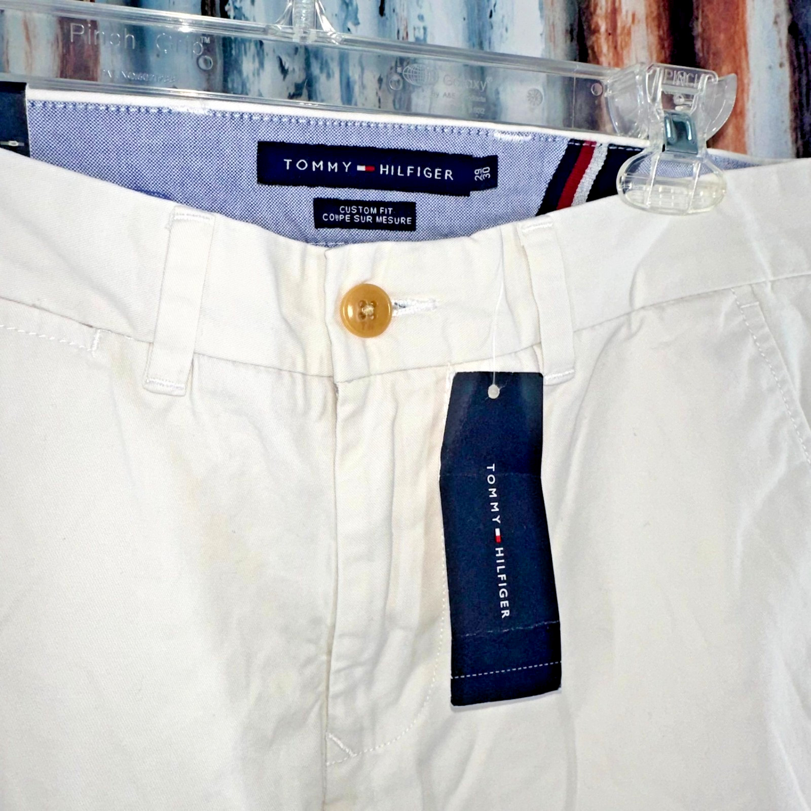 Tommy Hilfiger Men’s Custom Fit Pants Snow White Size 29×30 Slim Straight NWT