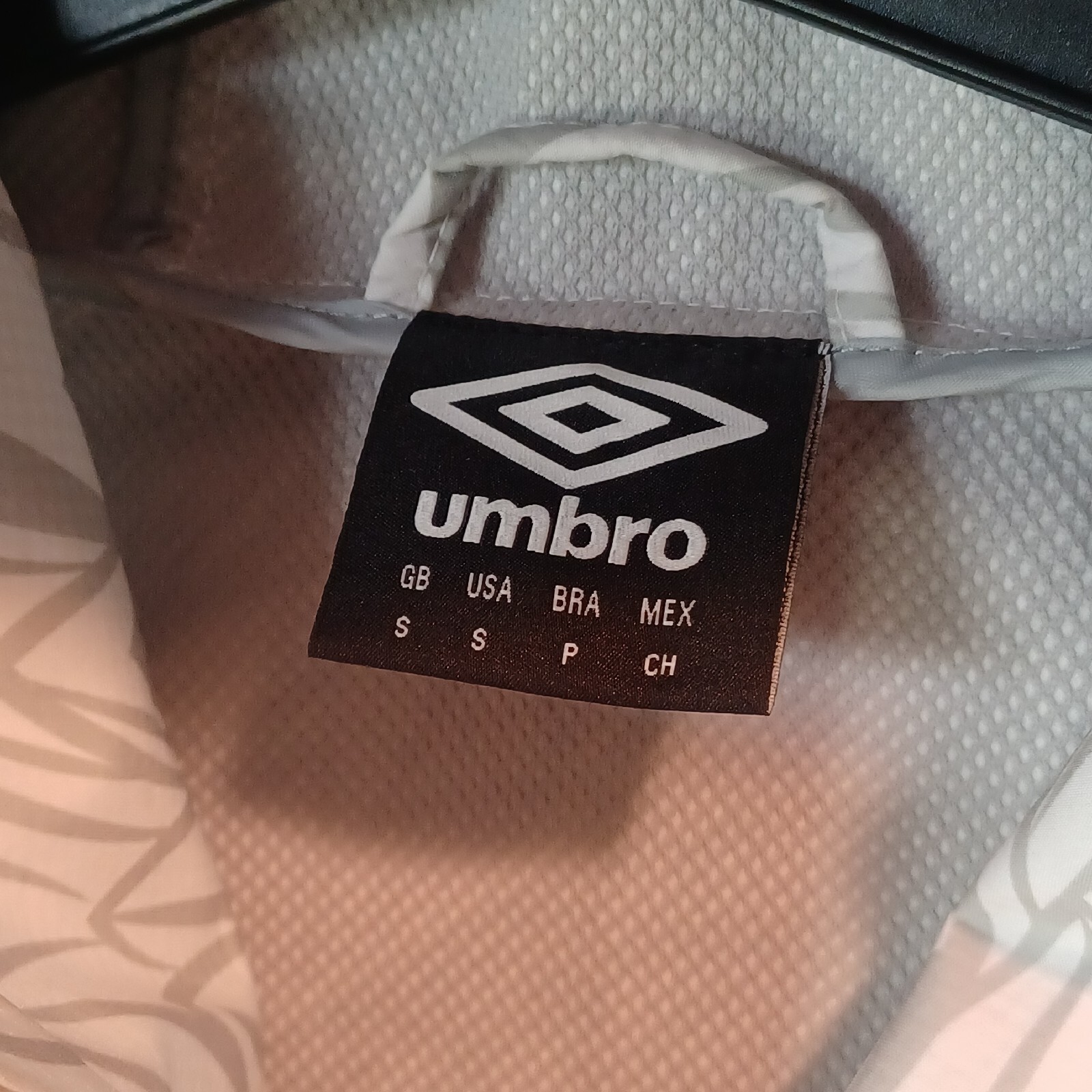 Umbro Premier Jacket Medium White Gray Windbreaker Hoodie Mens Blue Bird Phoenix