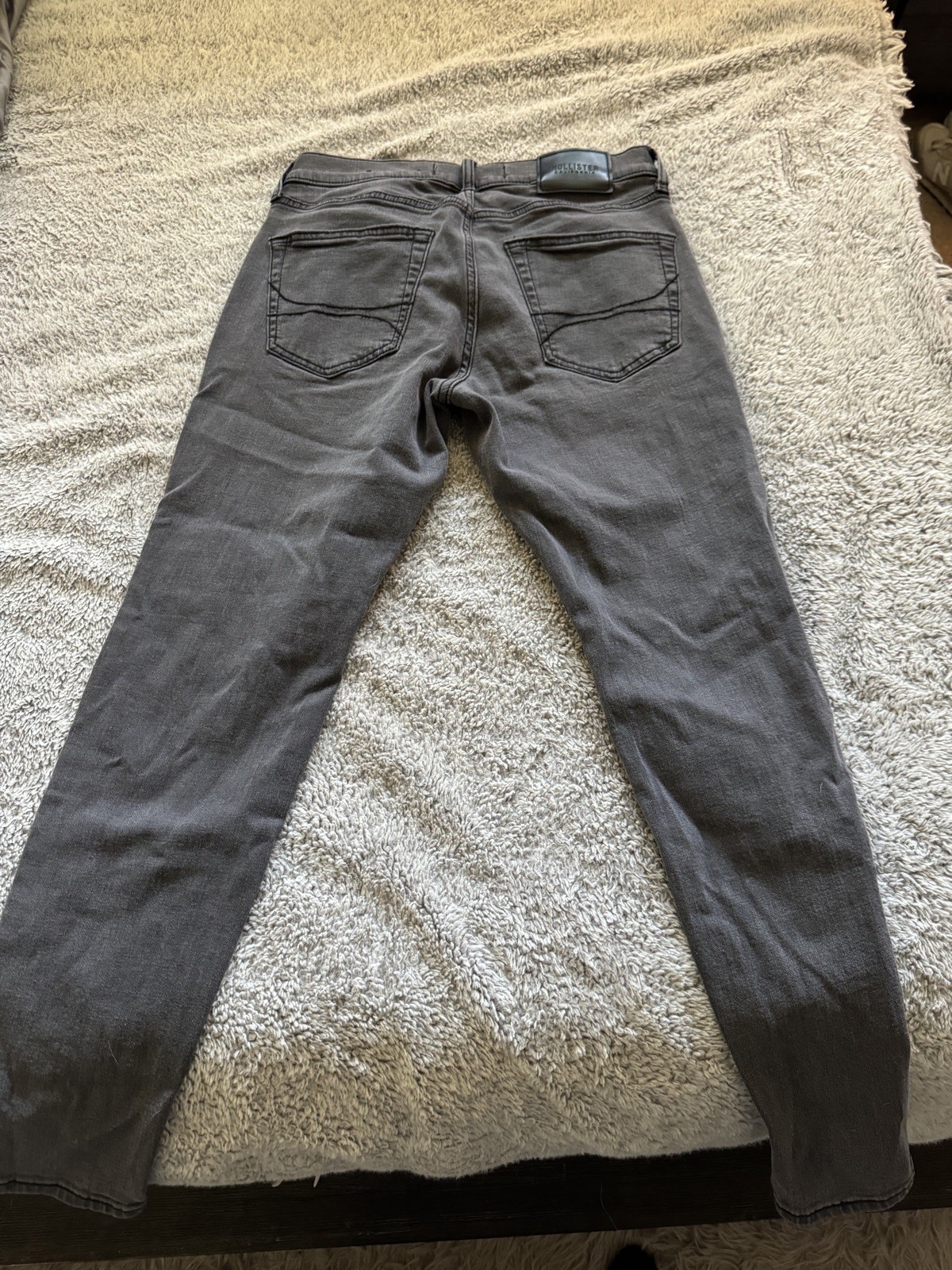 Lot Of Hollister men’s Jeans size vary 4 pairs