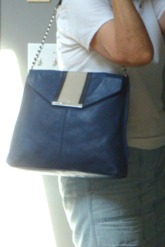 B MAKOWSKY Blue Leather Hobo Handbag Tote Purse Shoulderbag Chain Strap Large