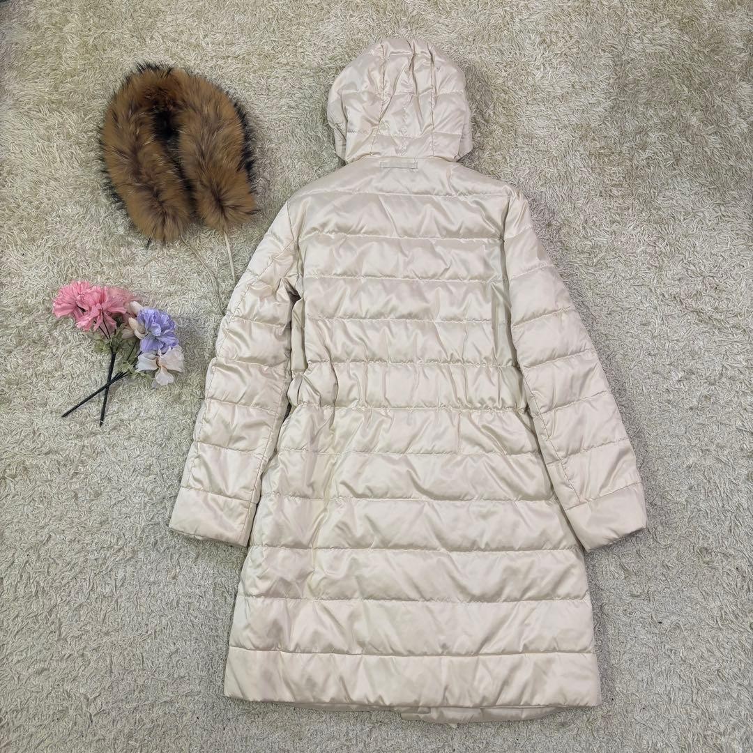 Max Mara 4-way reversible down coat for women, beige, size M.