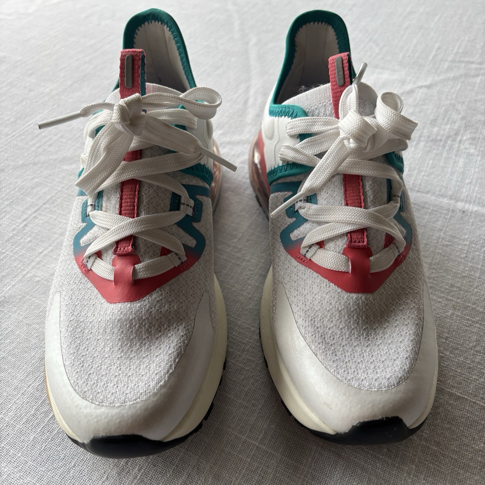 Shoes for Crews White Sneakers Casual Athletic Work Nurse Shoe Women Size 6 NWOT