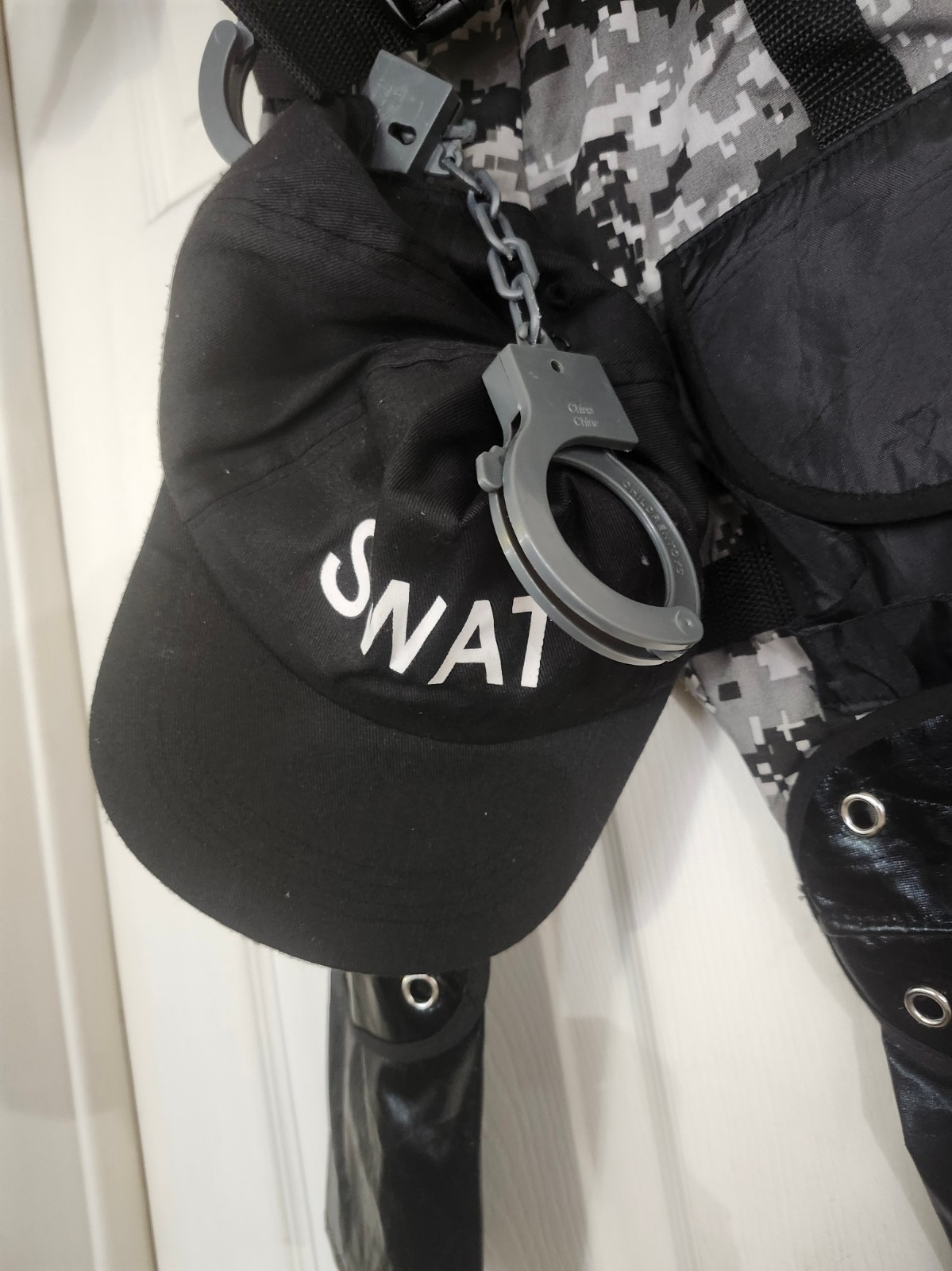 SWAT Team Costume With Accessories Child Size 3-4 by Teetot New