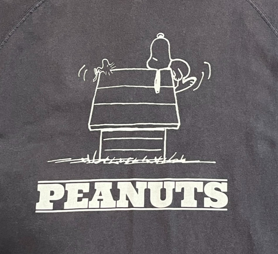 Rare Uniqlo UT Peanuts Snoopy Weekend Workout Raglan T Shirt Fade Black M