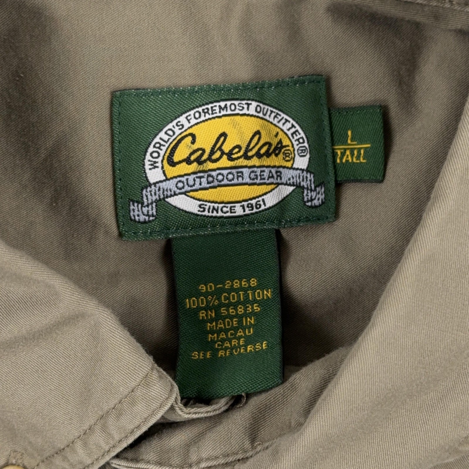 Cabelas Shirt Mens LT Beige Twill Button Up Zip Pocket Outdoor Workwear Hunting