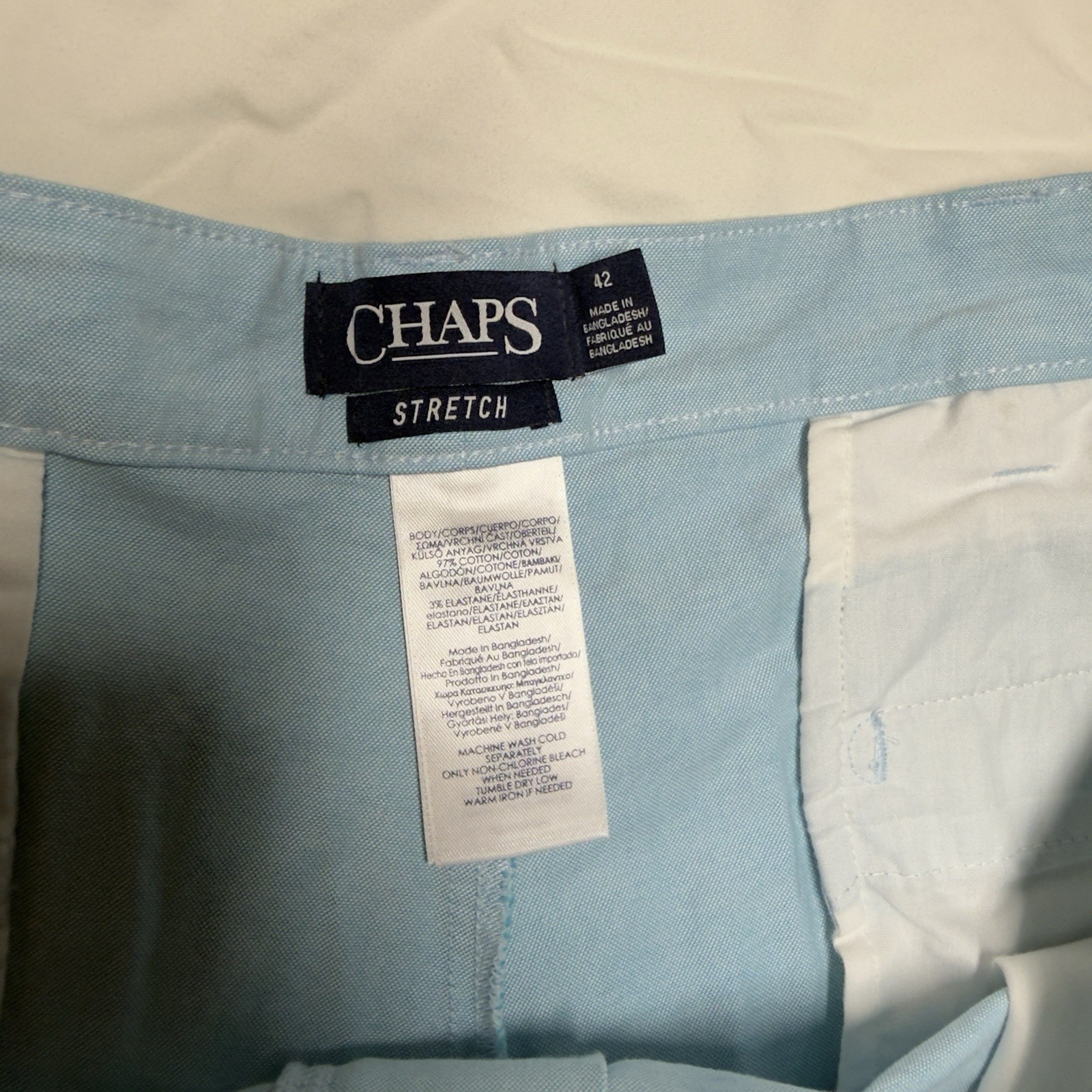 Chaps Men’s Stretch Light Blue Solid Chino Shorts Flat Front Zip Closure Pockets