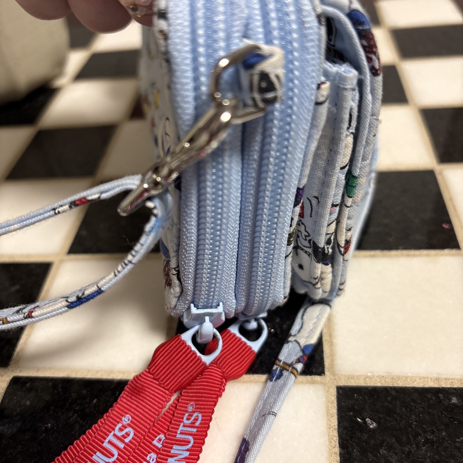 Vera Bradley 2021 Ski Jump Snoopy Peanuts Gang RFID All In One Crossbody Bag