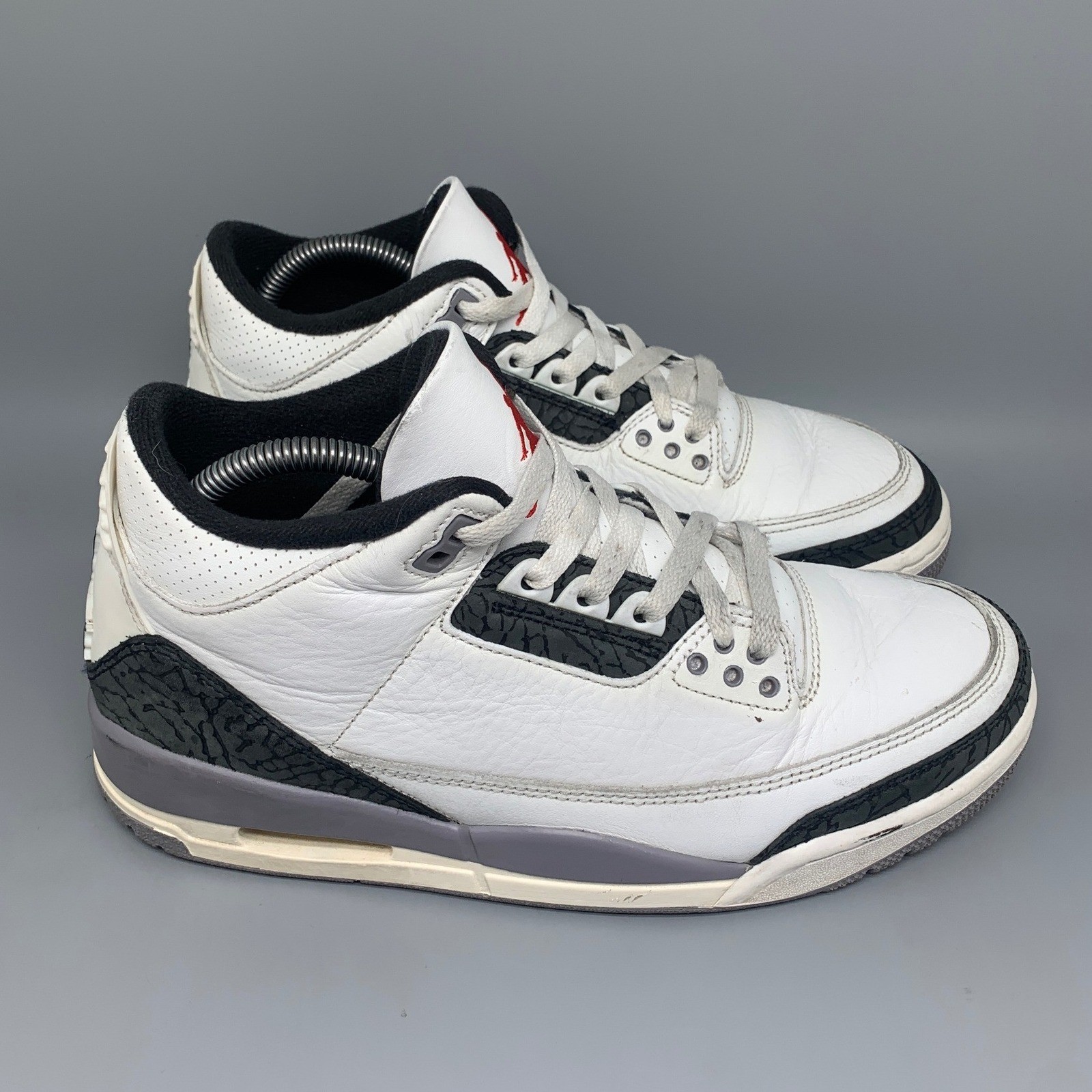 Jordan 3 Retro Cement Grey Basketball Shoes CT8532-106 Men’s Sz 8.5