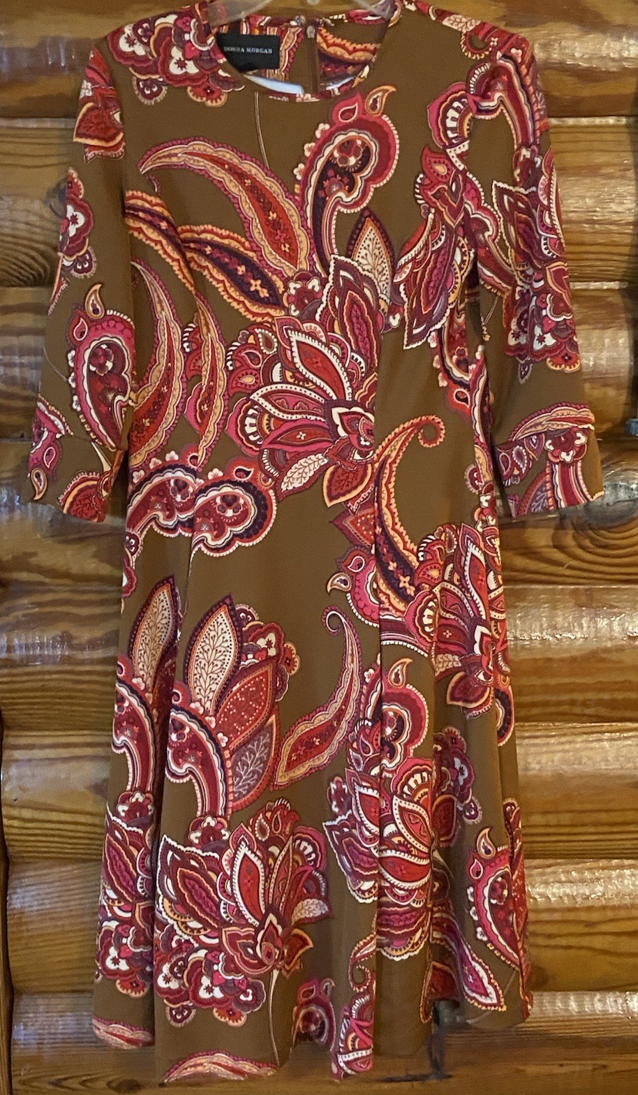 Donna Morgan Printed Paisley Flare Dress in Cedar/Cranberry color Size 6