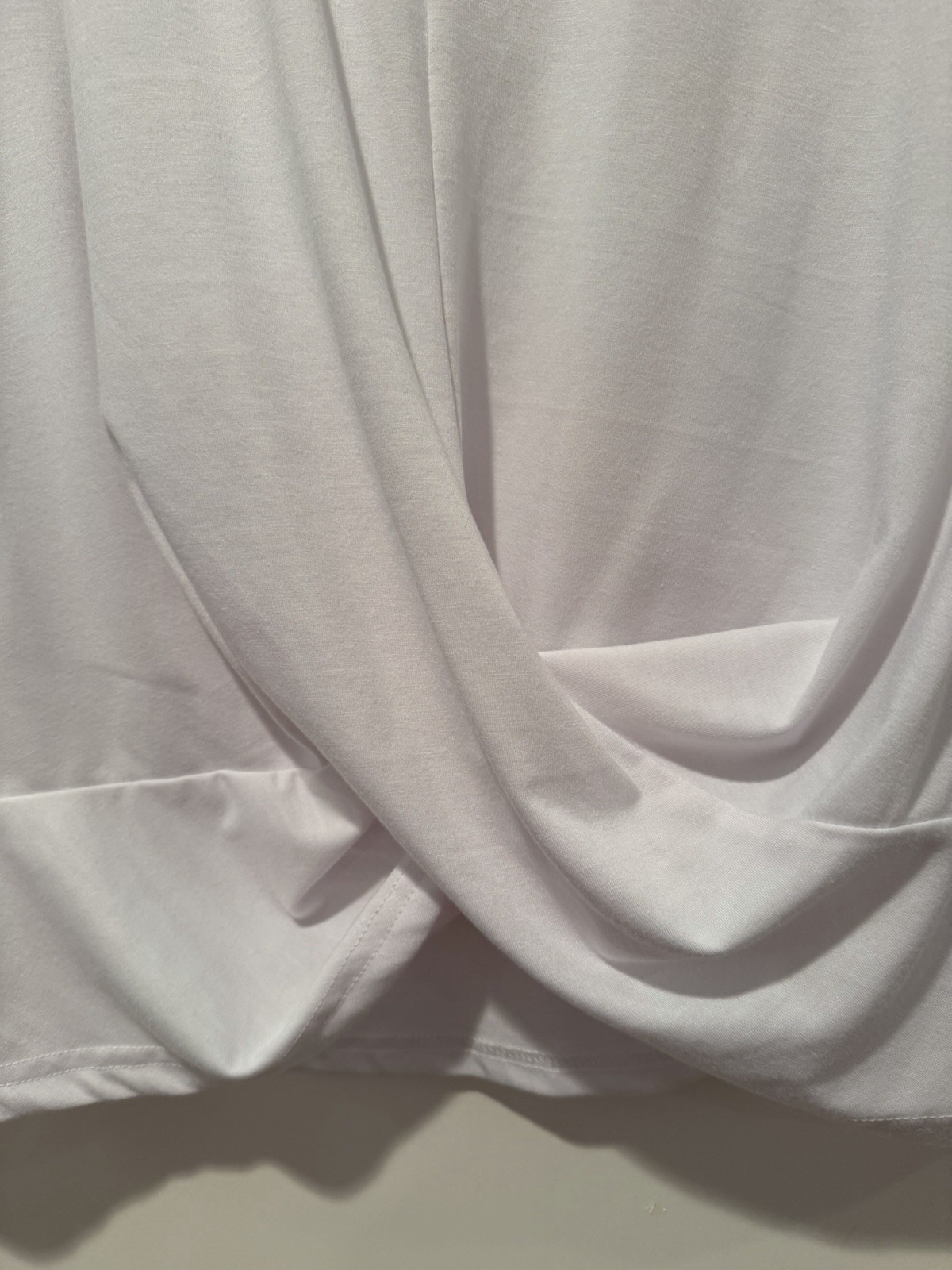 Nordstrom Soft Cotton Tee White Twist Bottom Detail Size Large
