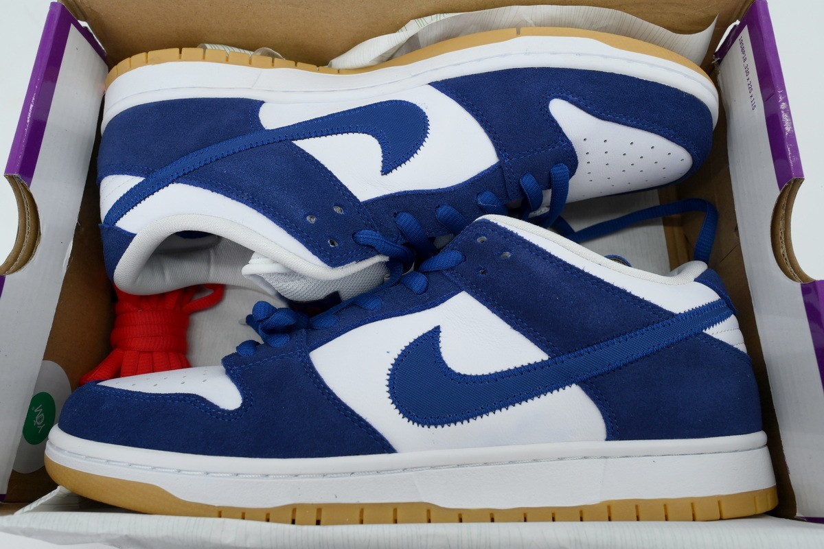 Nike SB Dunk Low “Los Angeles Dodgers” DO9395-400 Men’s Athletic Shoes