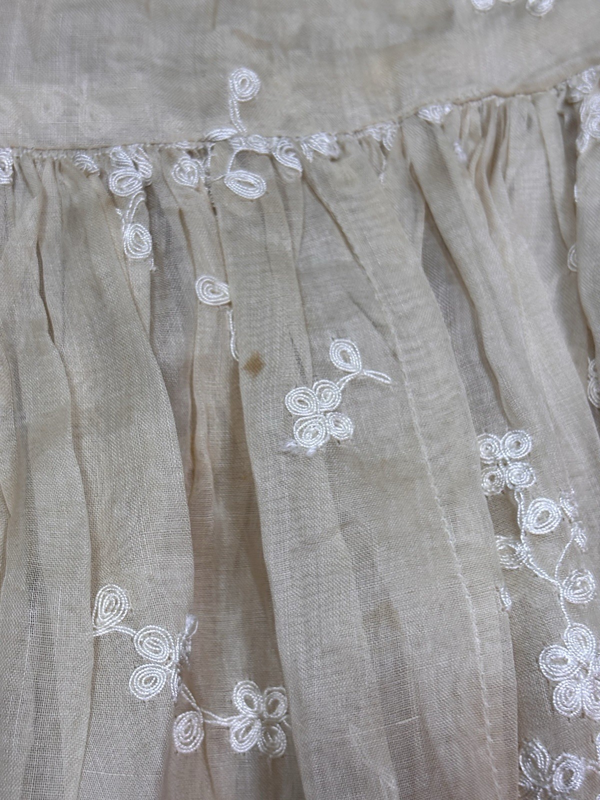 Post 1930s Sheer Organdy Party Dress Formal Embroidered Tea Gown Talon Side Zip