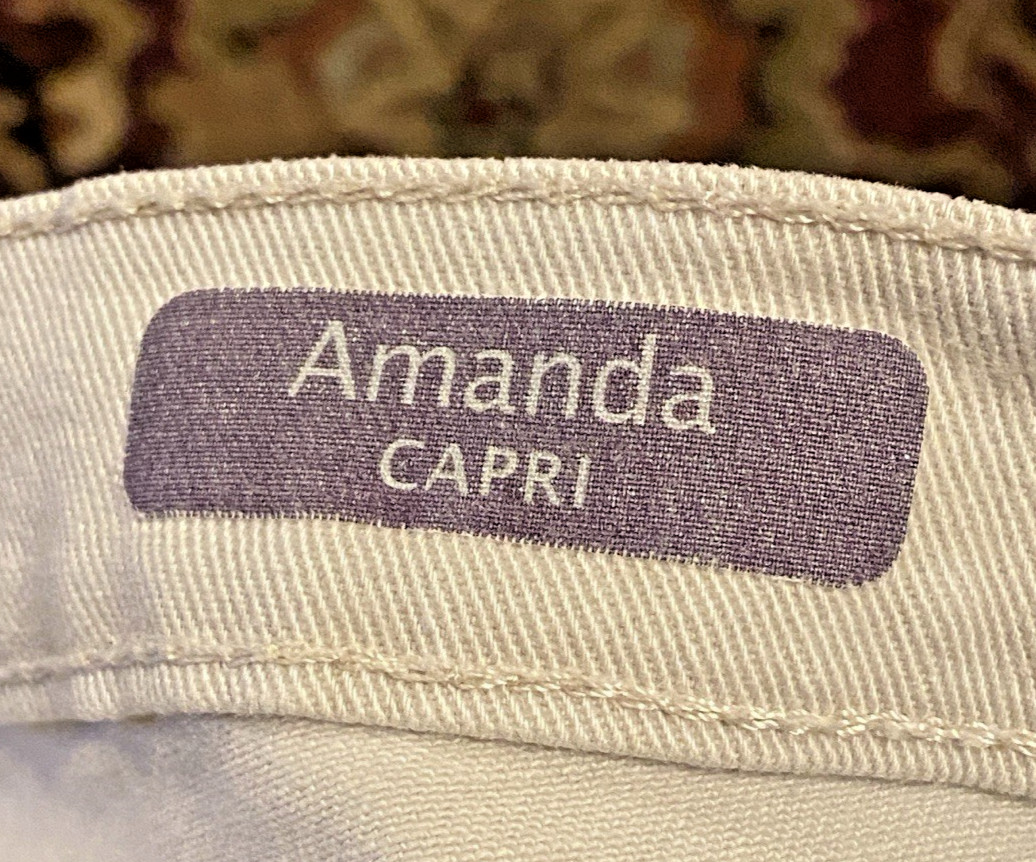 Gloria Vanderbuilt Amanda Capri Pant Size 10 Designer Ivory Color 5 Pocket