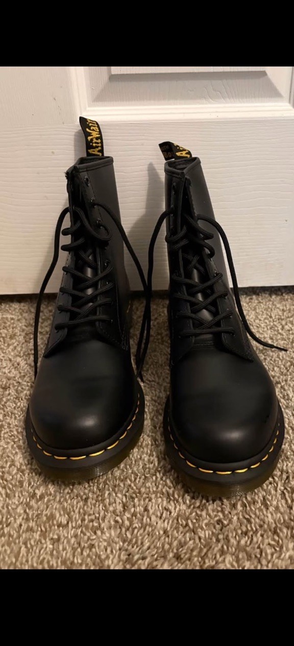Dr. Martens Black Smooth Leather Lace-Up Ankle Boots Round Toe UK 7 EU 41