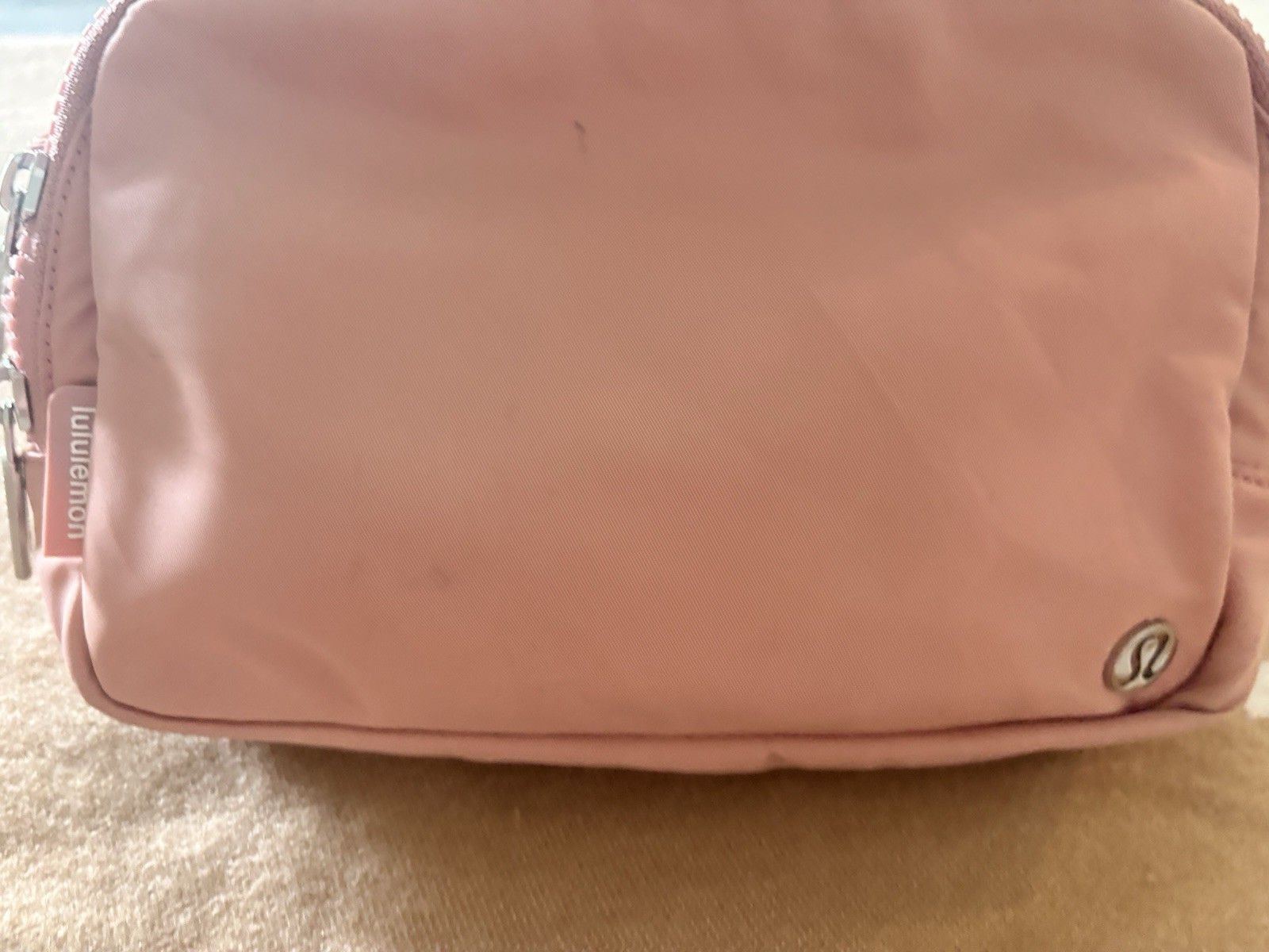 Lululemon Everywhere Belt Bag Pink Lychee/Raspberry, 1L