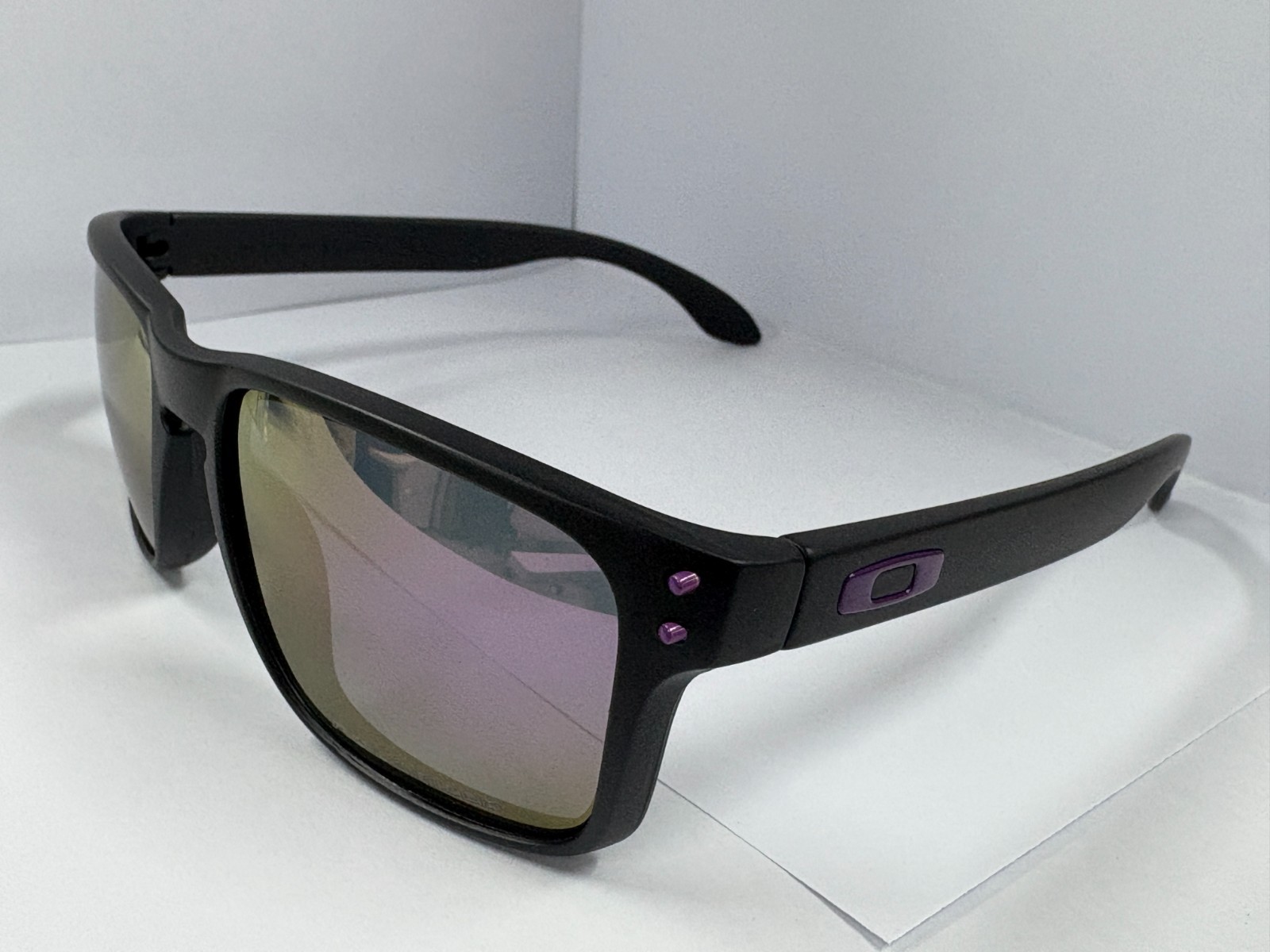 New Oakley Holbrook Polarized Sunglasses OO9102 / Without Box